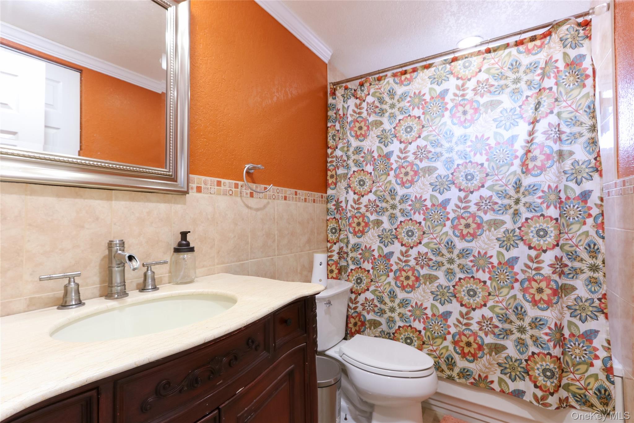 12 Kaymac Street, Brentwood, NY 11717