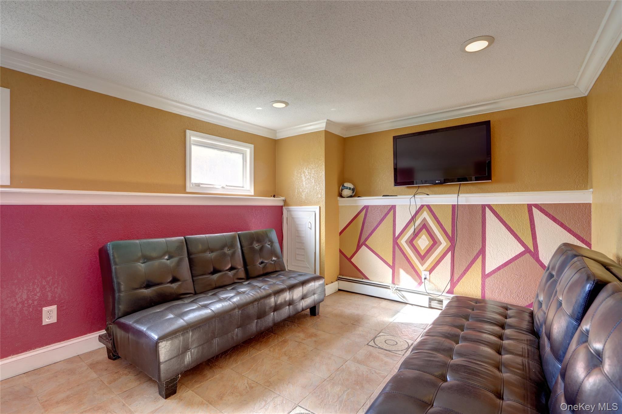 12 Kaymac Street, Brentwood, NY 11717