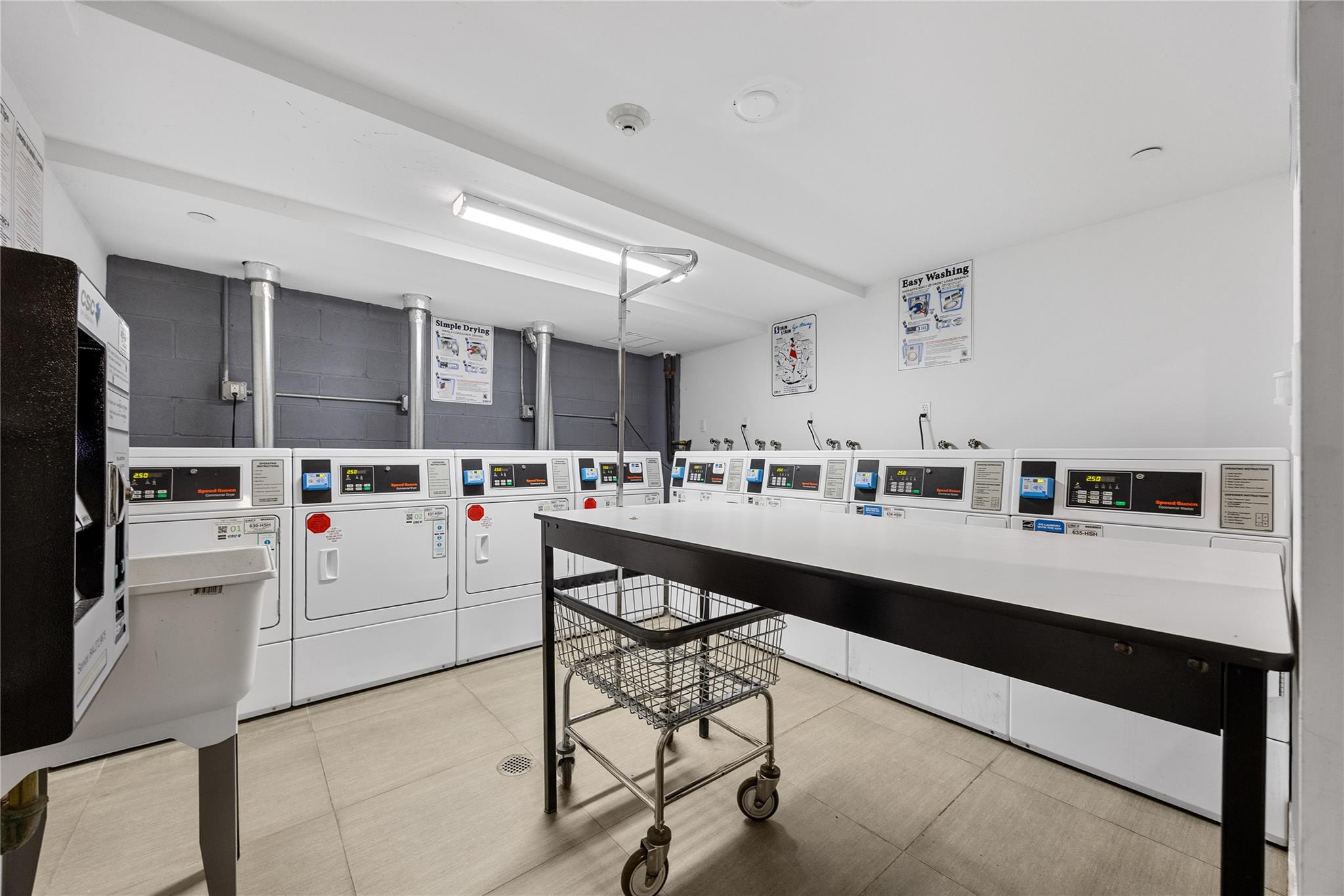 138-12 Northern Blvd # 3E, Flushing, NY 11354