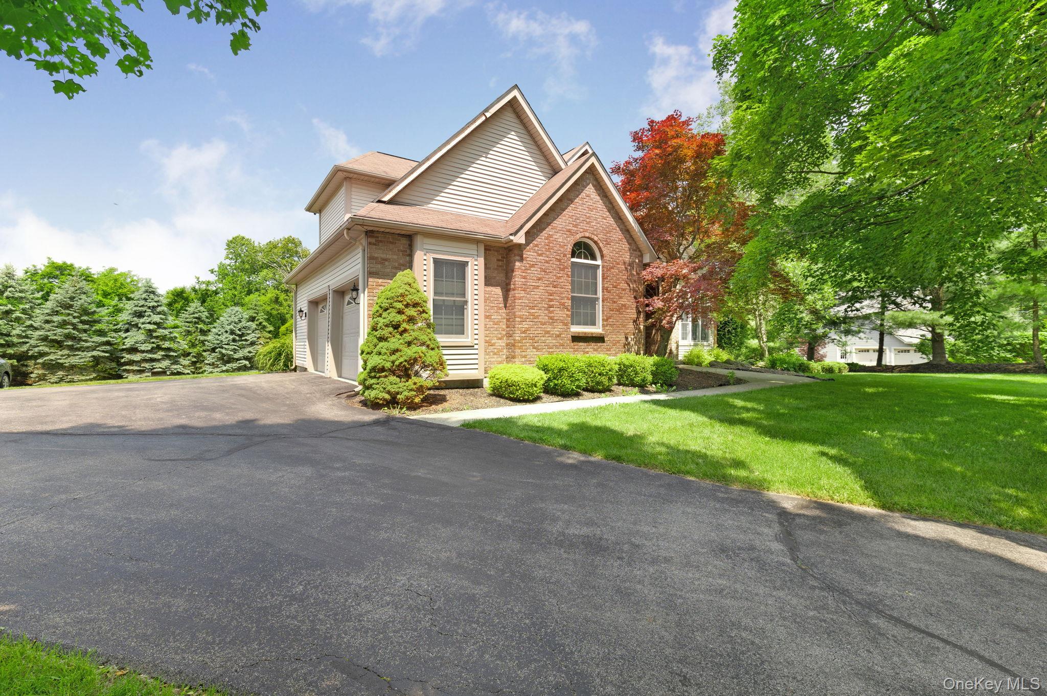 87 Dakota Drive, Hopewell Junction, NY 12533