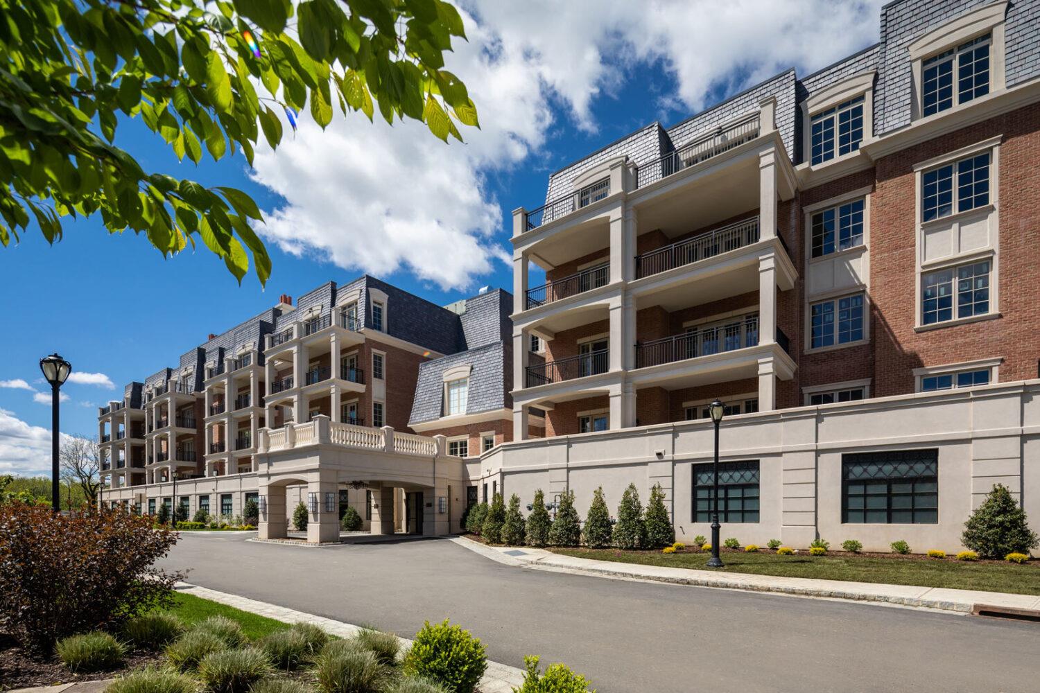 1000 Royal Court # 1306, North Hills, NY 11040