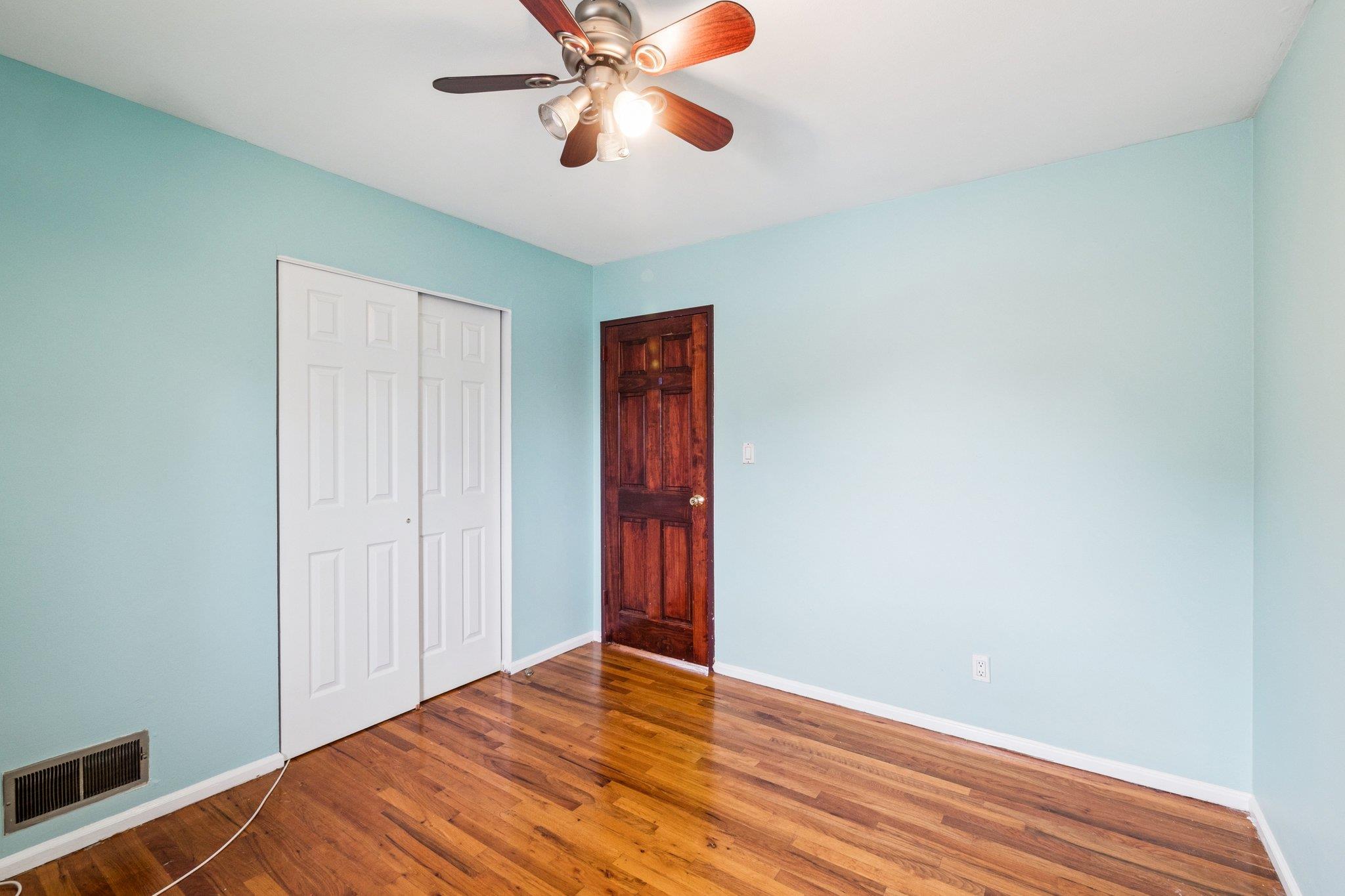 636 Derby Avenue, Woodmere, NY 11598