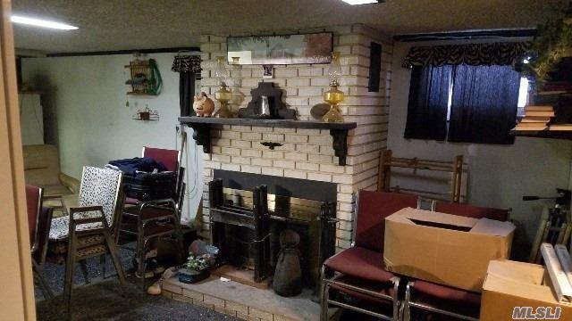 492 Pershing Boulevard, Rockville Centre, NY 11570