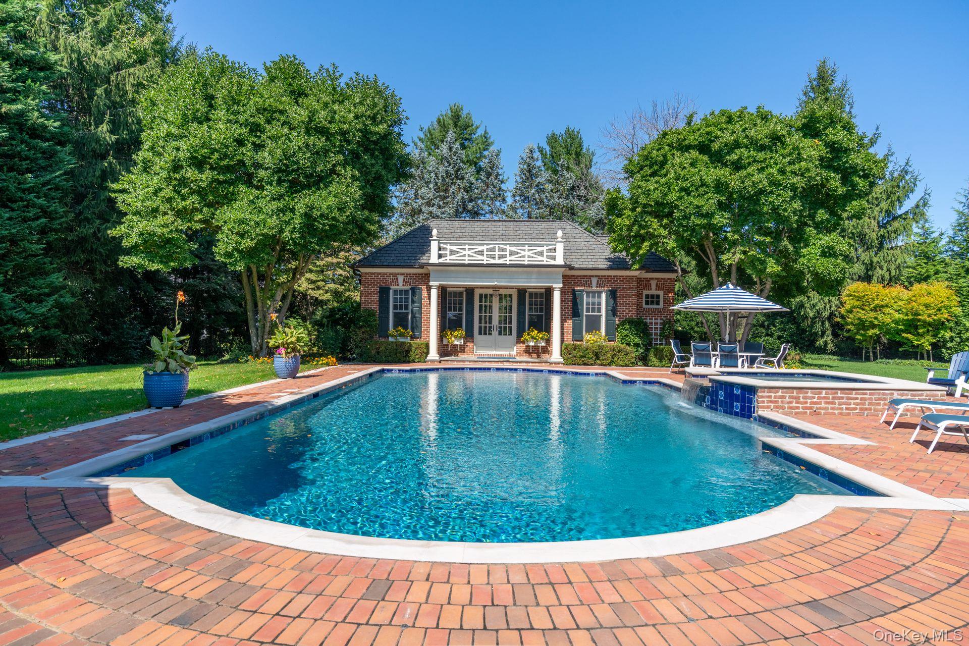 7 Fox Meadow Lane, Lloyd Harbor, NY 11743