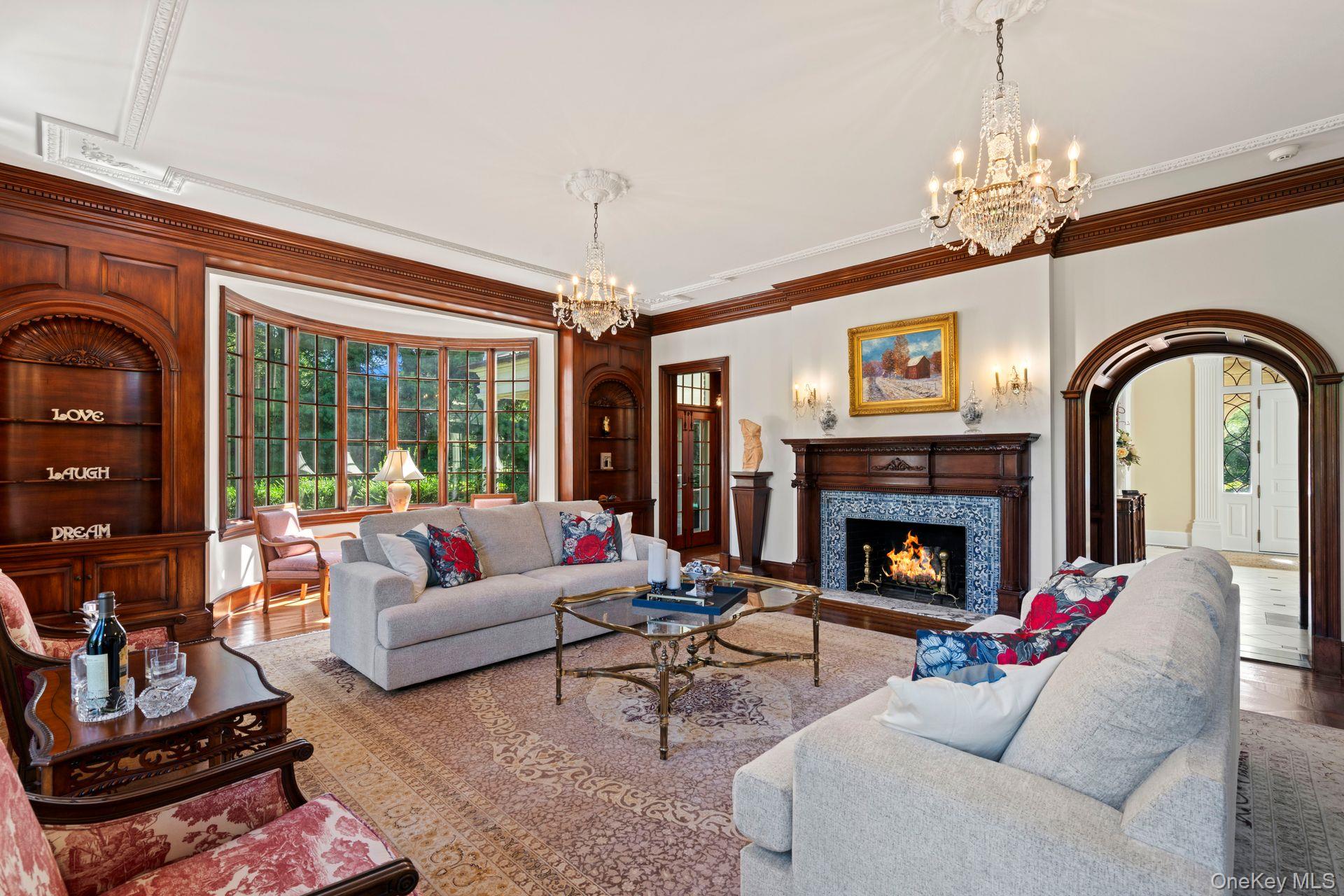 7 Fox Meadow Lane, Lloyd Harbor, NY 11743