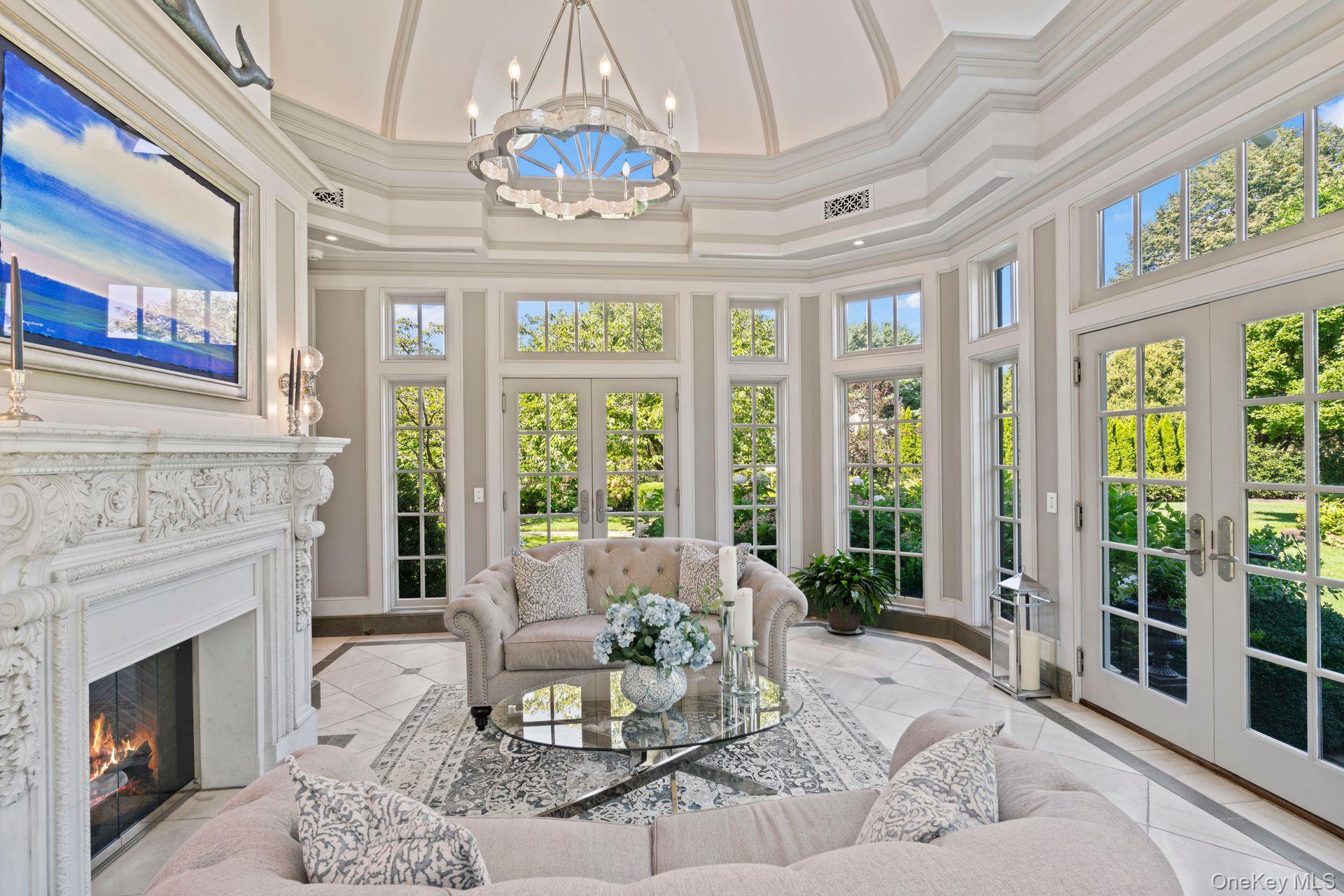 7 Fox Meadow Lane, Lloyd Harbor, NY 11743