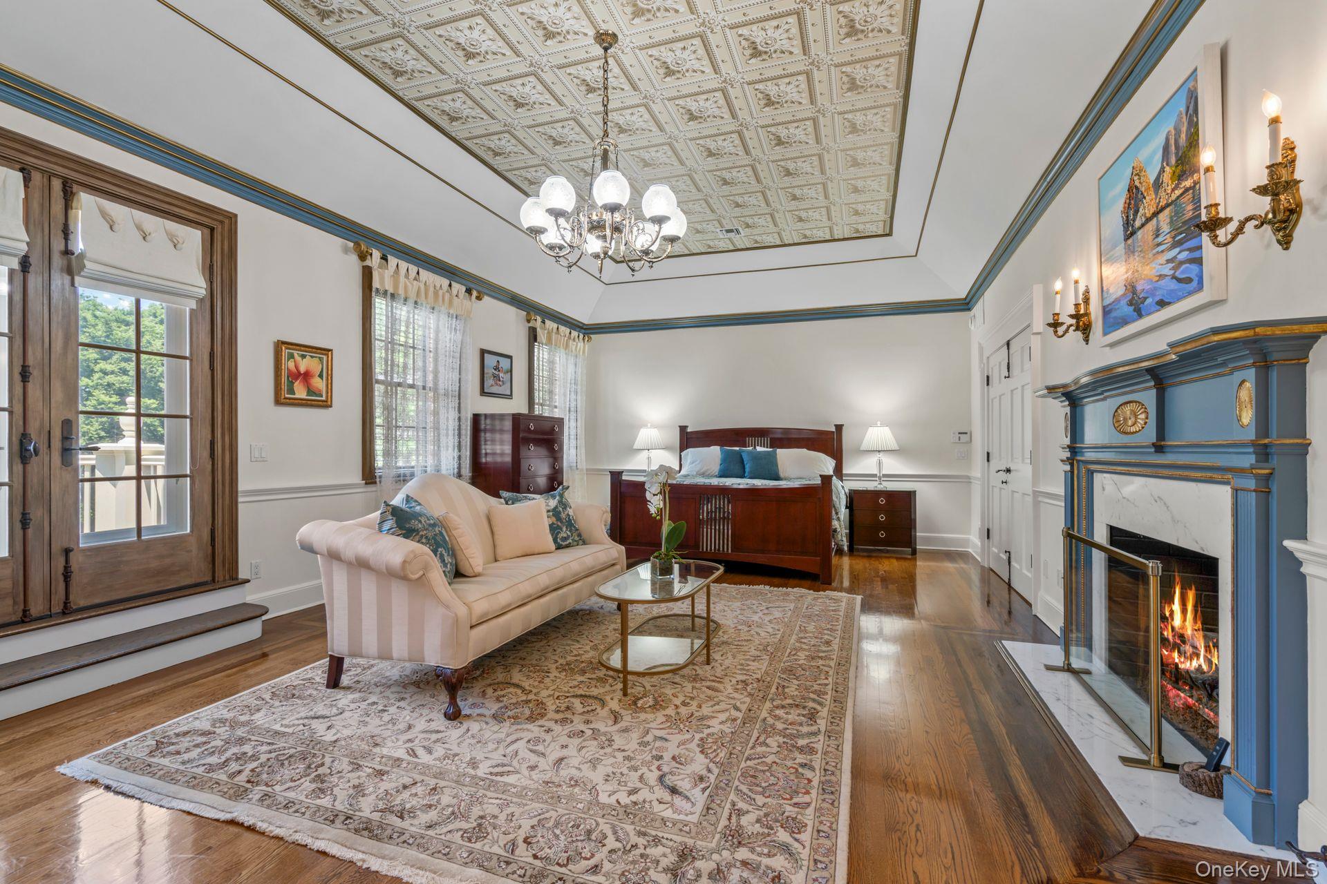 7 Fox Meadow Lane, Lloyd Harbor, NY 11743