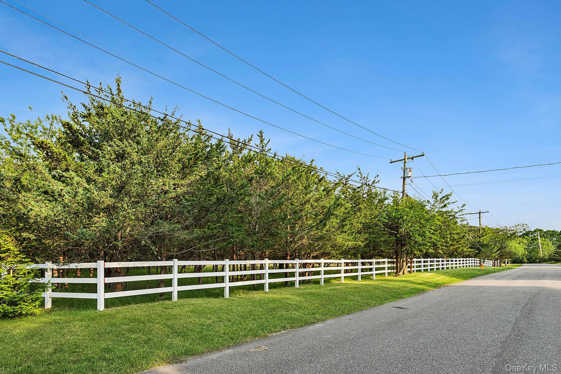 137 Damascus Road, East Quogue, NY