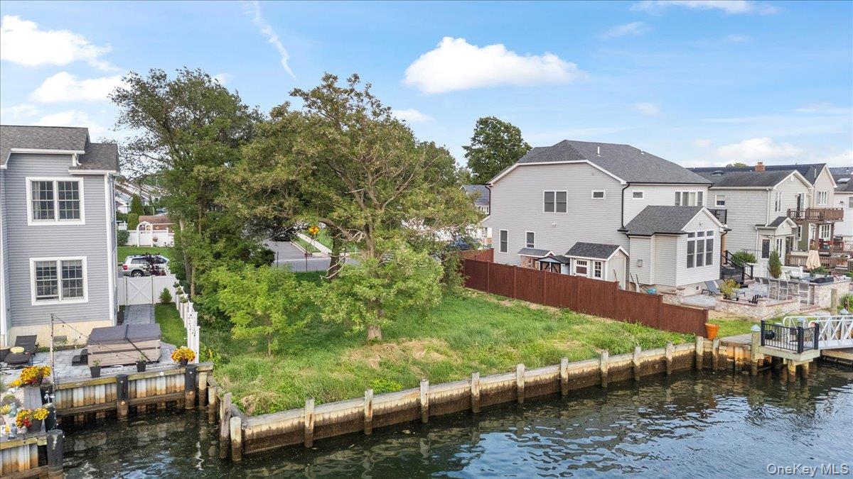 2536 Riverside Drive, Wantagh, NY 11793