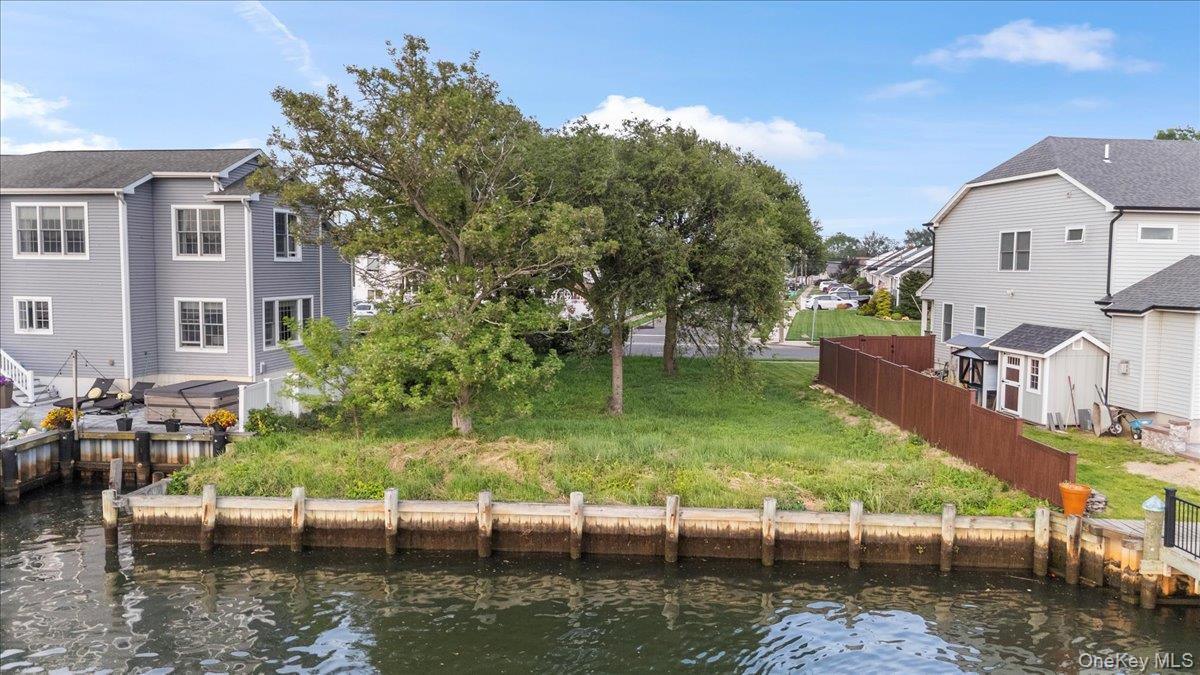 2536 Riverside Drive, Wantagh, NY 11793