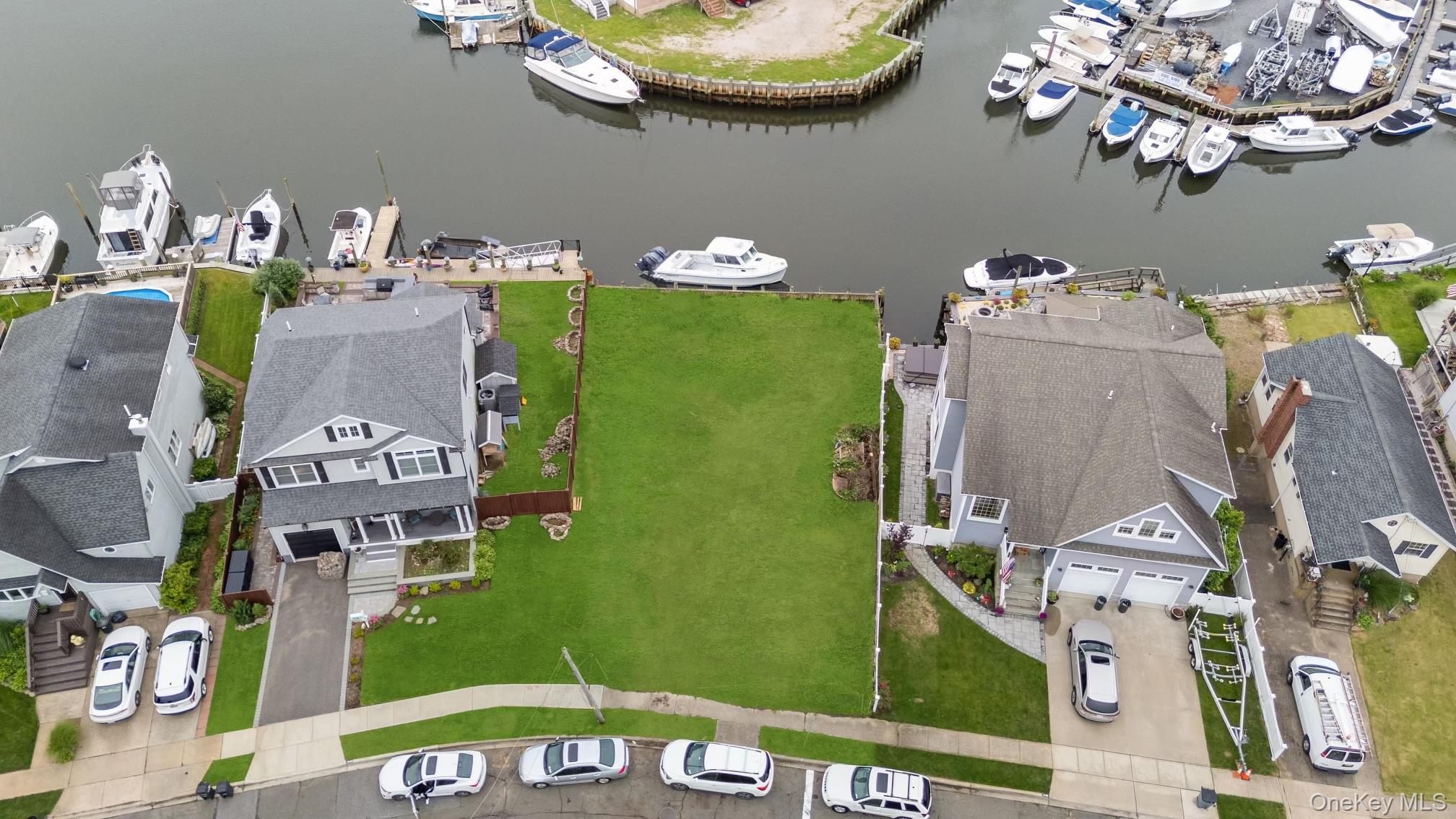 2536 Riverside Drive, Wantagh, NY 11793