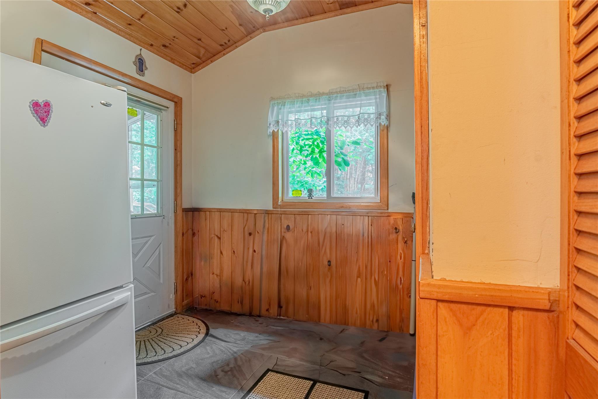 14 Robert Road, Kiamesha Lake, NY 12751