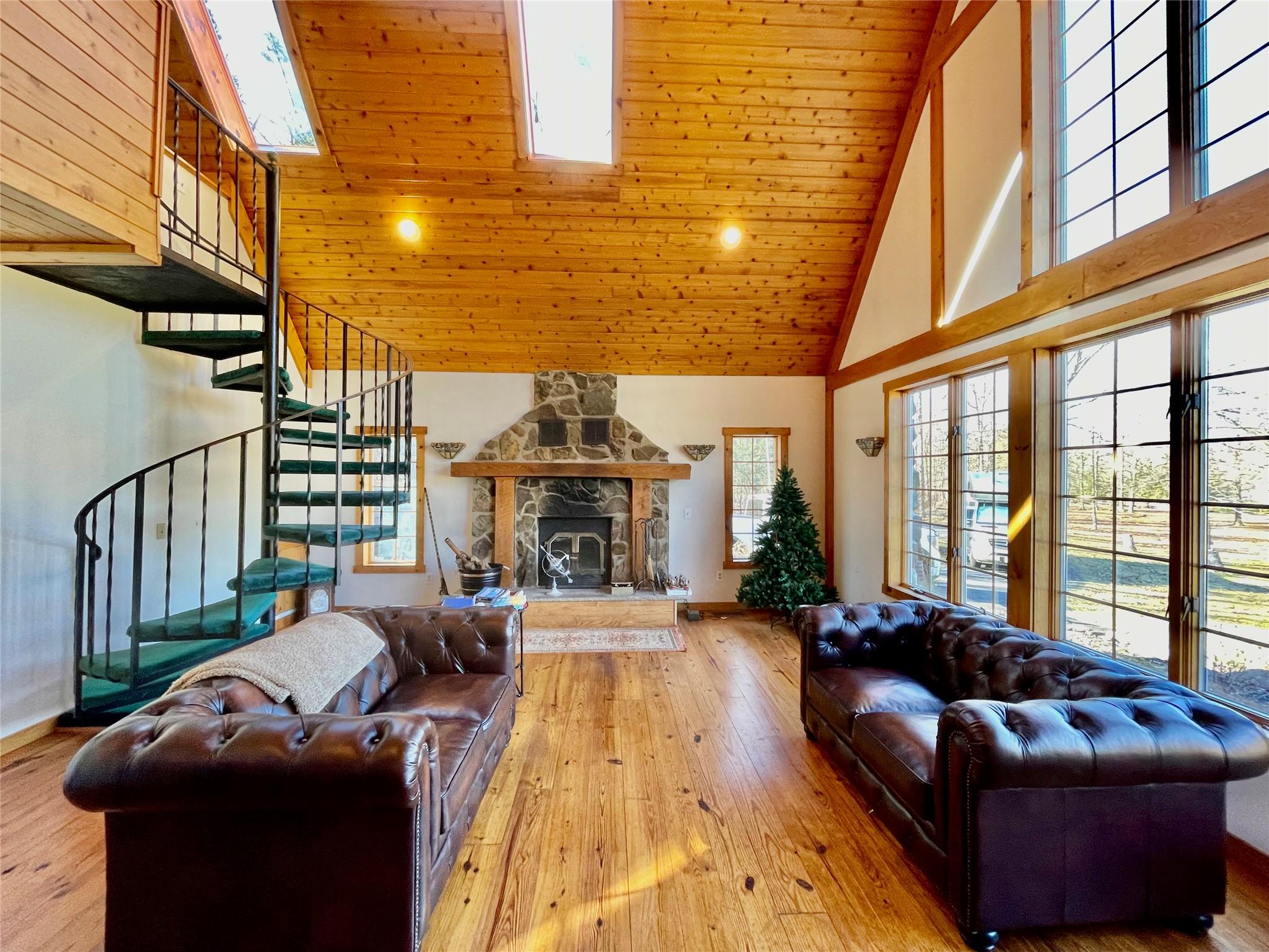 71 Saddleback Ridge Road, Wallkill, NY 12589