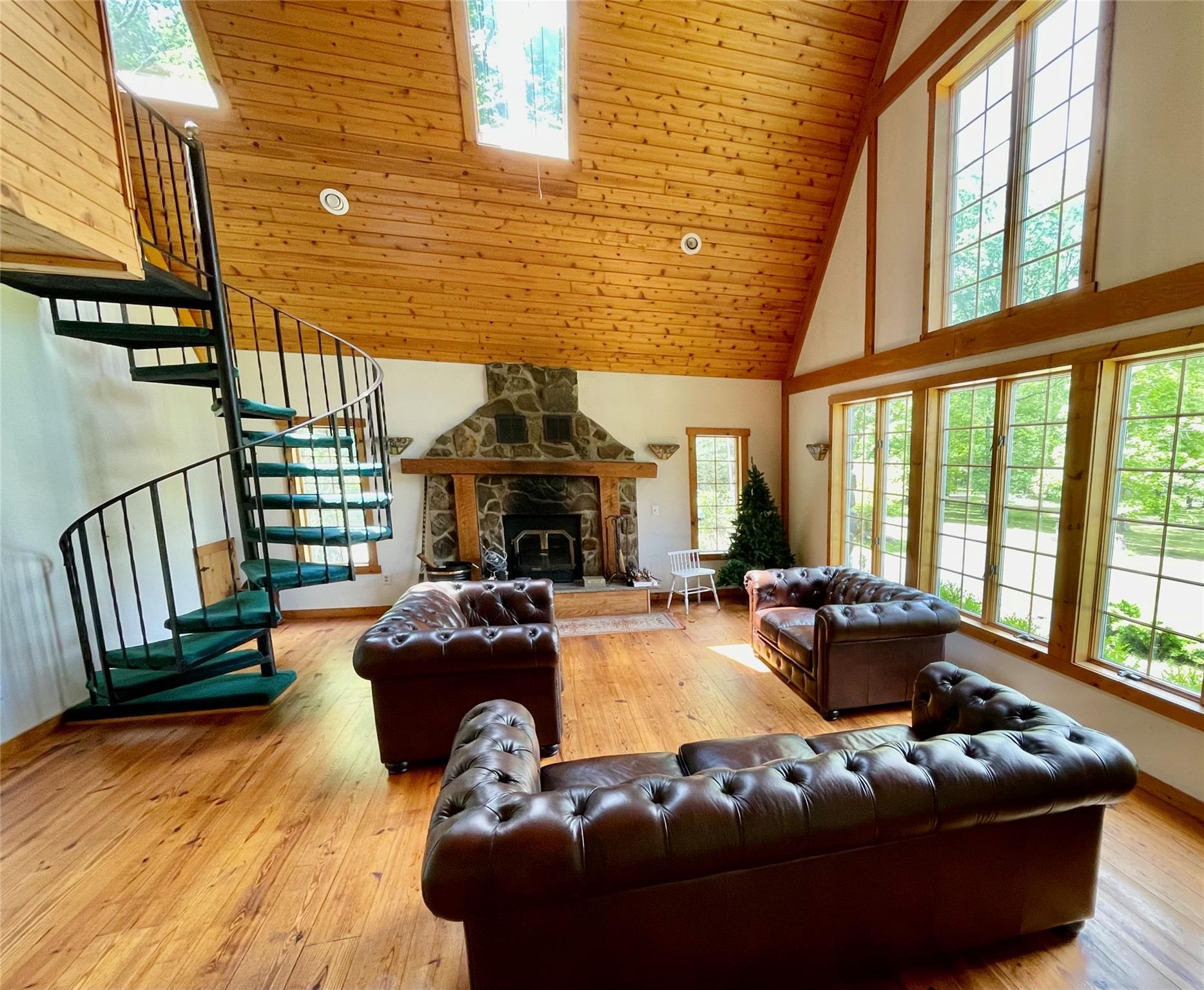 71 Saddleback Ridge Road, Wallkill, NY 12589