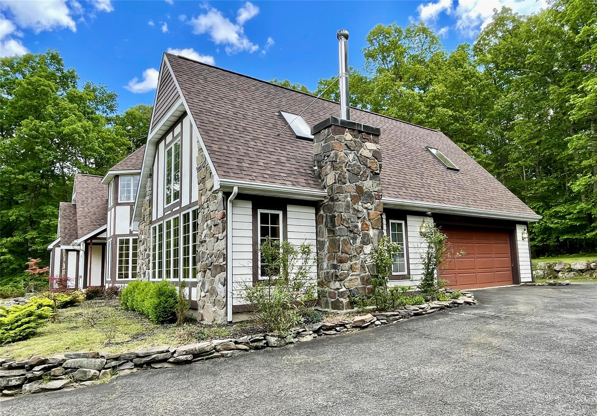 71 Saddleback Ridge Road, Wallkill, NY 12589