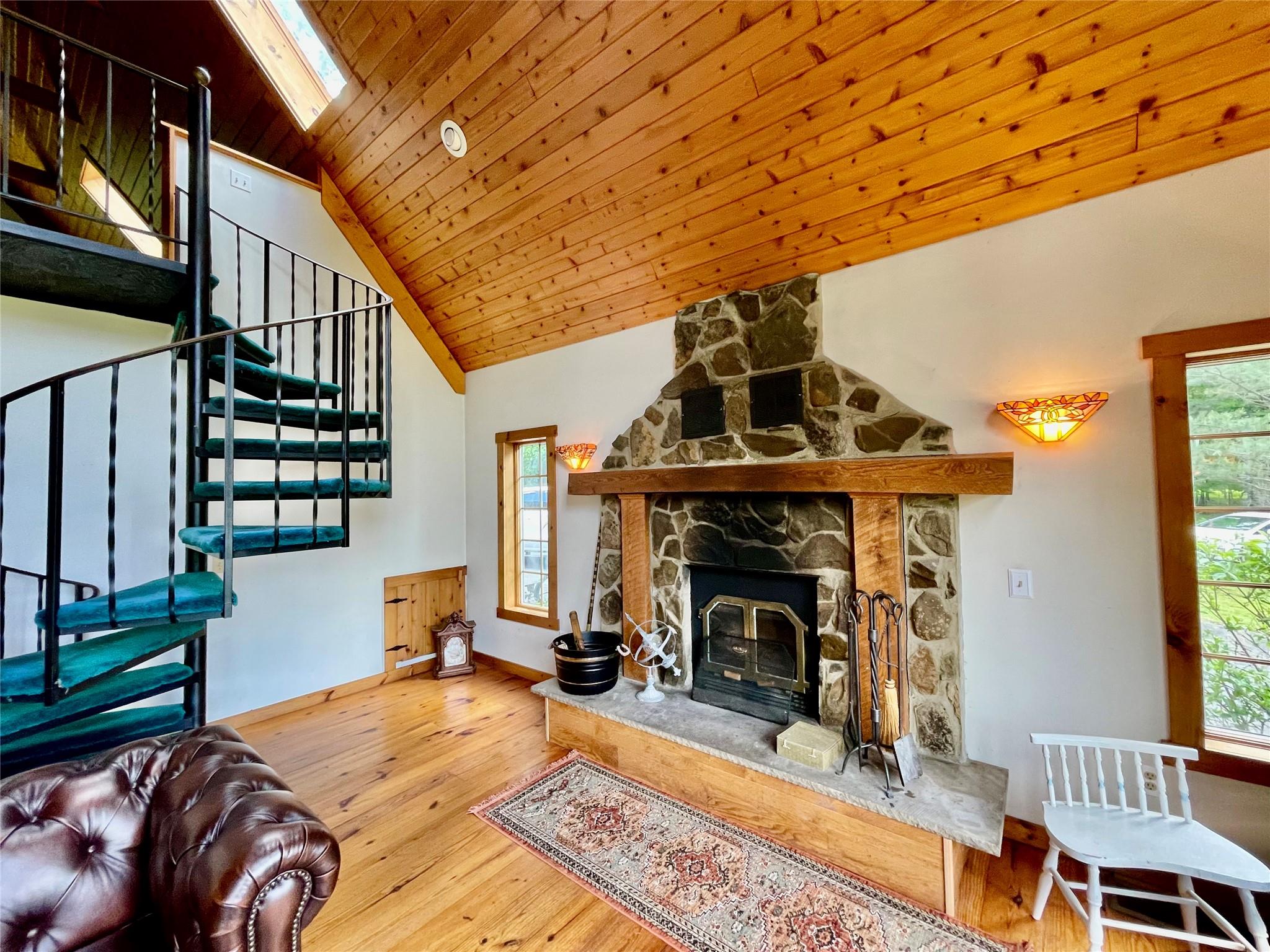 71 Saddleback Ridge Road, Wallkill, NY 12589