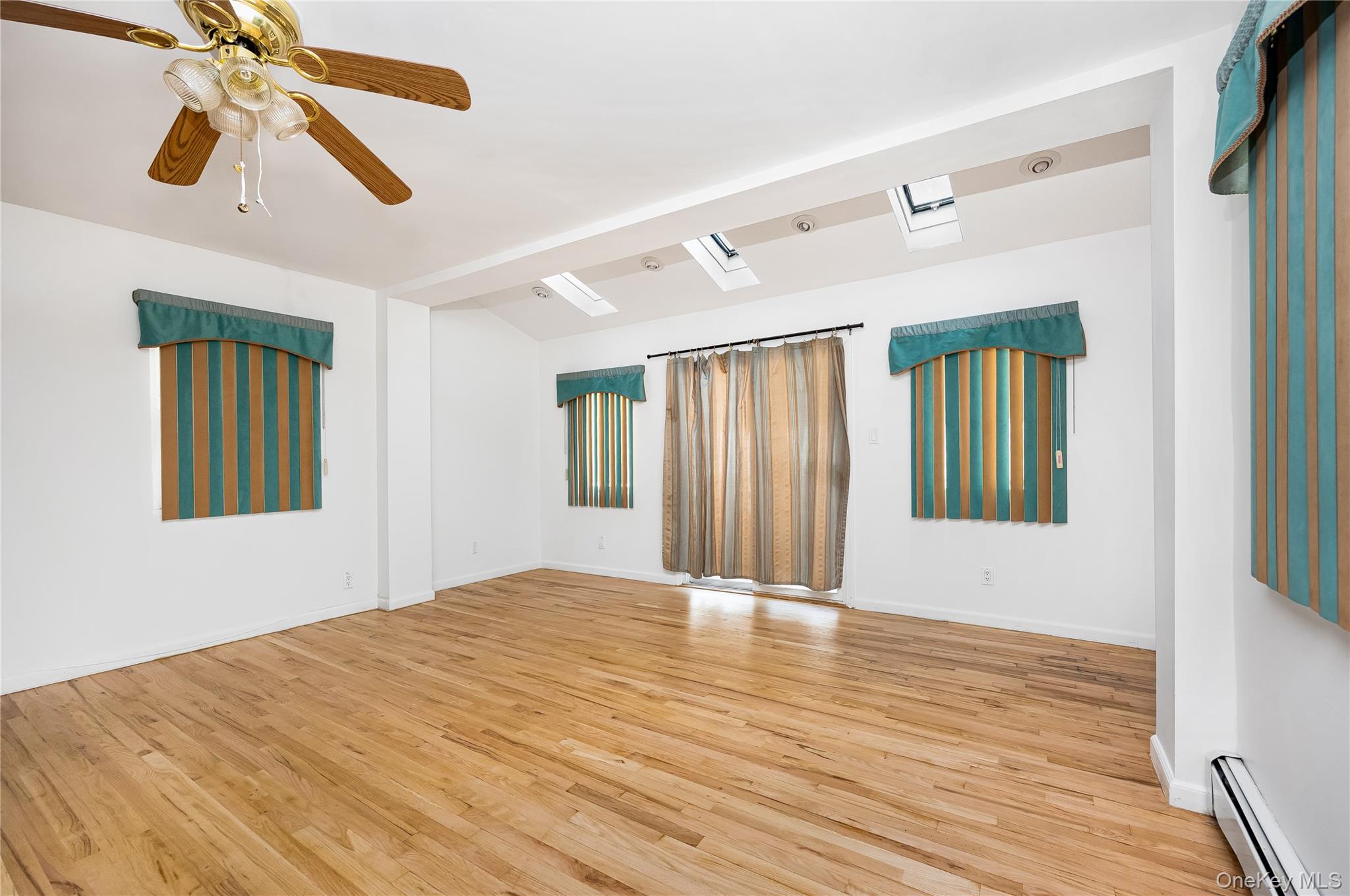 24 Lawrence Avenue, Rockville Centre, NY 11570