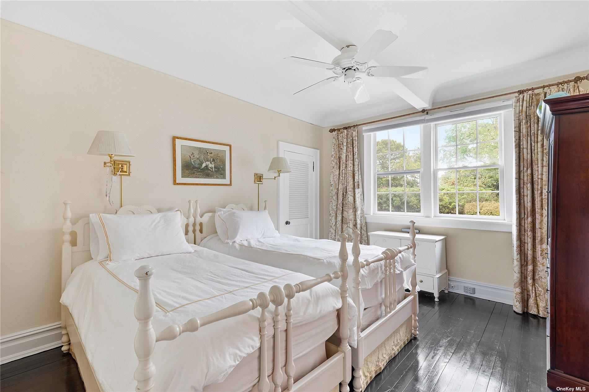 22 Bayfield Lane, Westhampton Beach, NY 11978
