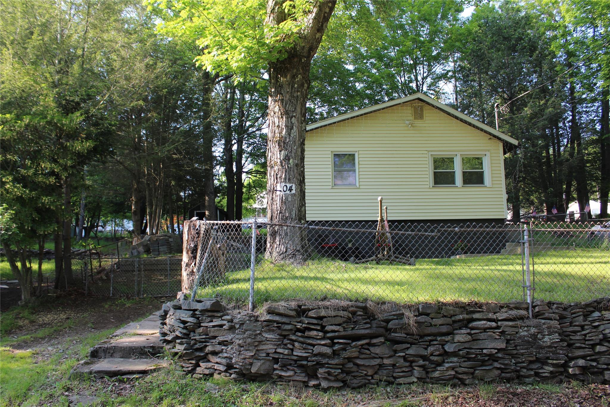 104 Maple Avenue, Smallwood, NY 12762