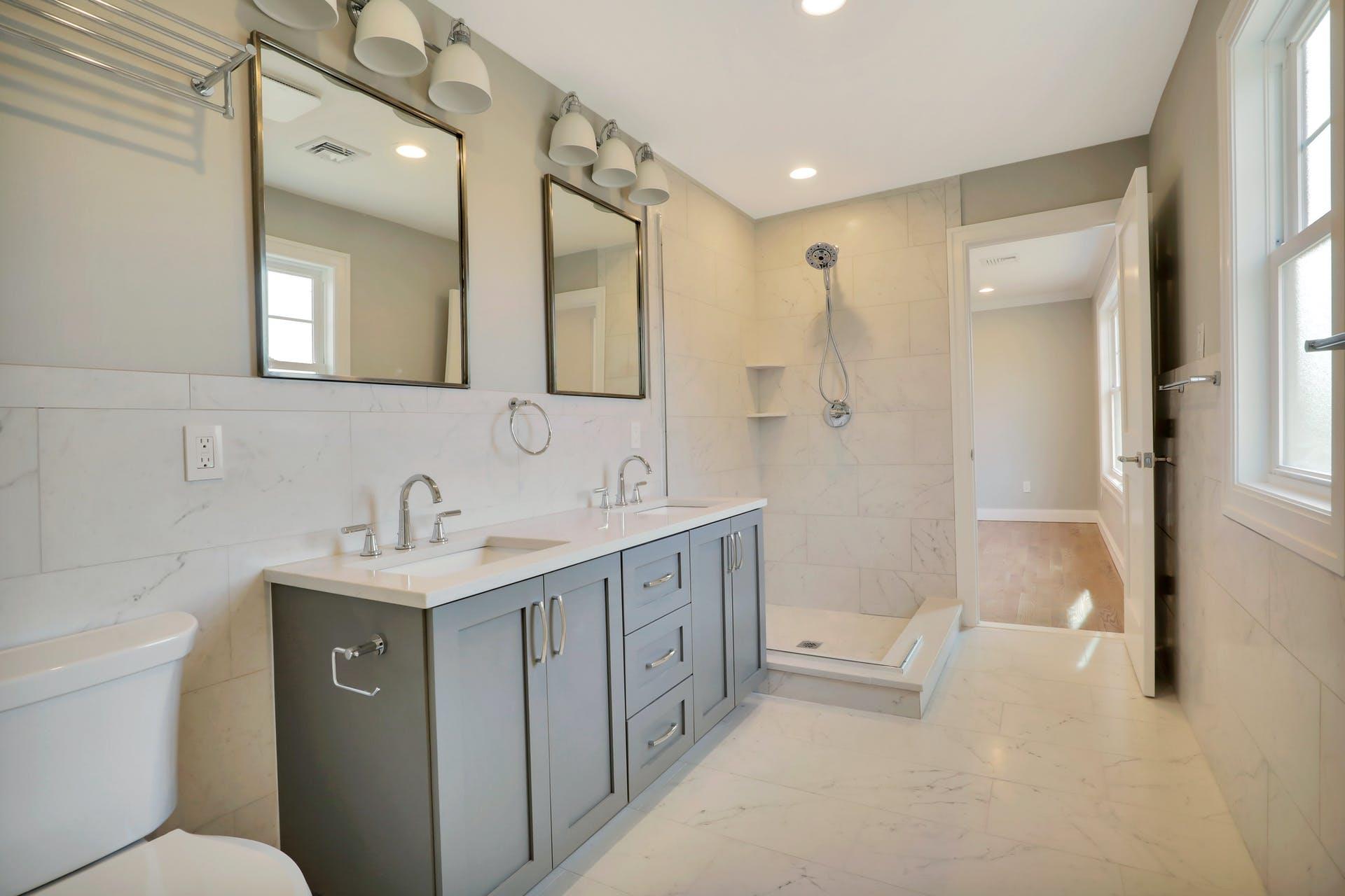 17 Madison Avenue, Jericho, NY 11753