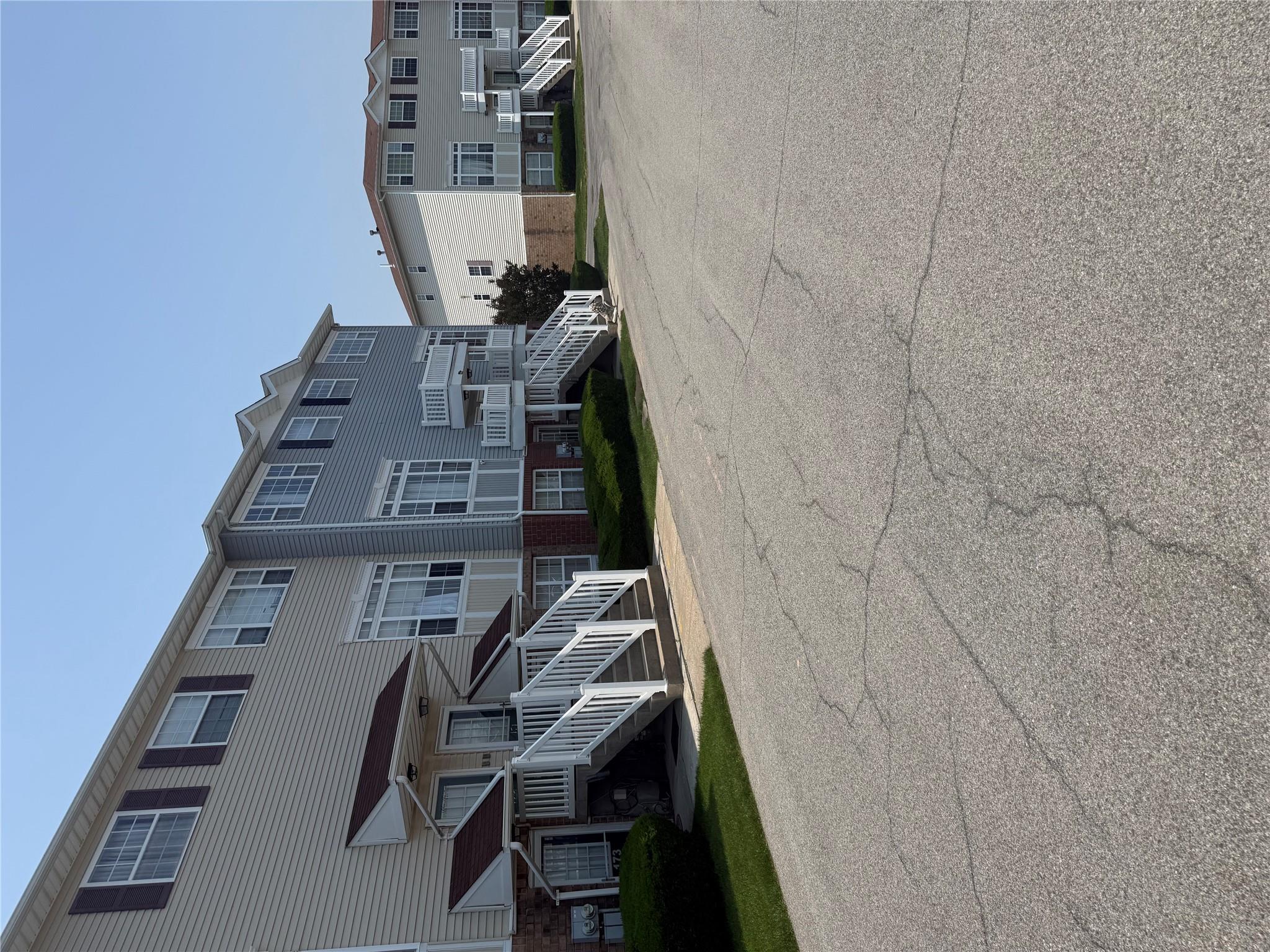 179 Surf Drive # 114, Bronx, NY 10473