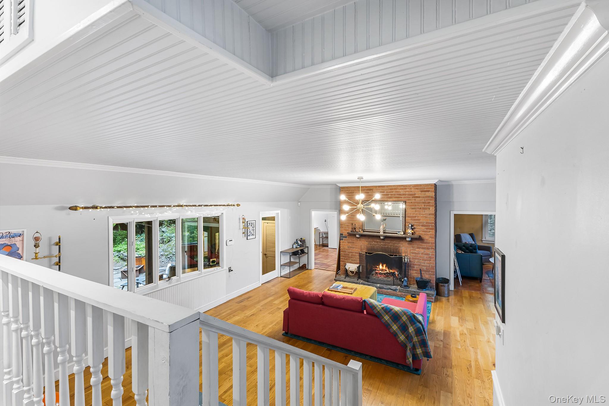 632 State Route 32 N, New Paltz, NY 12561