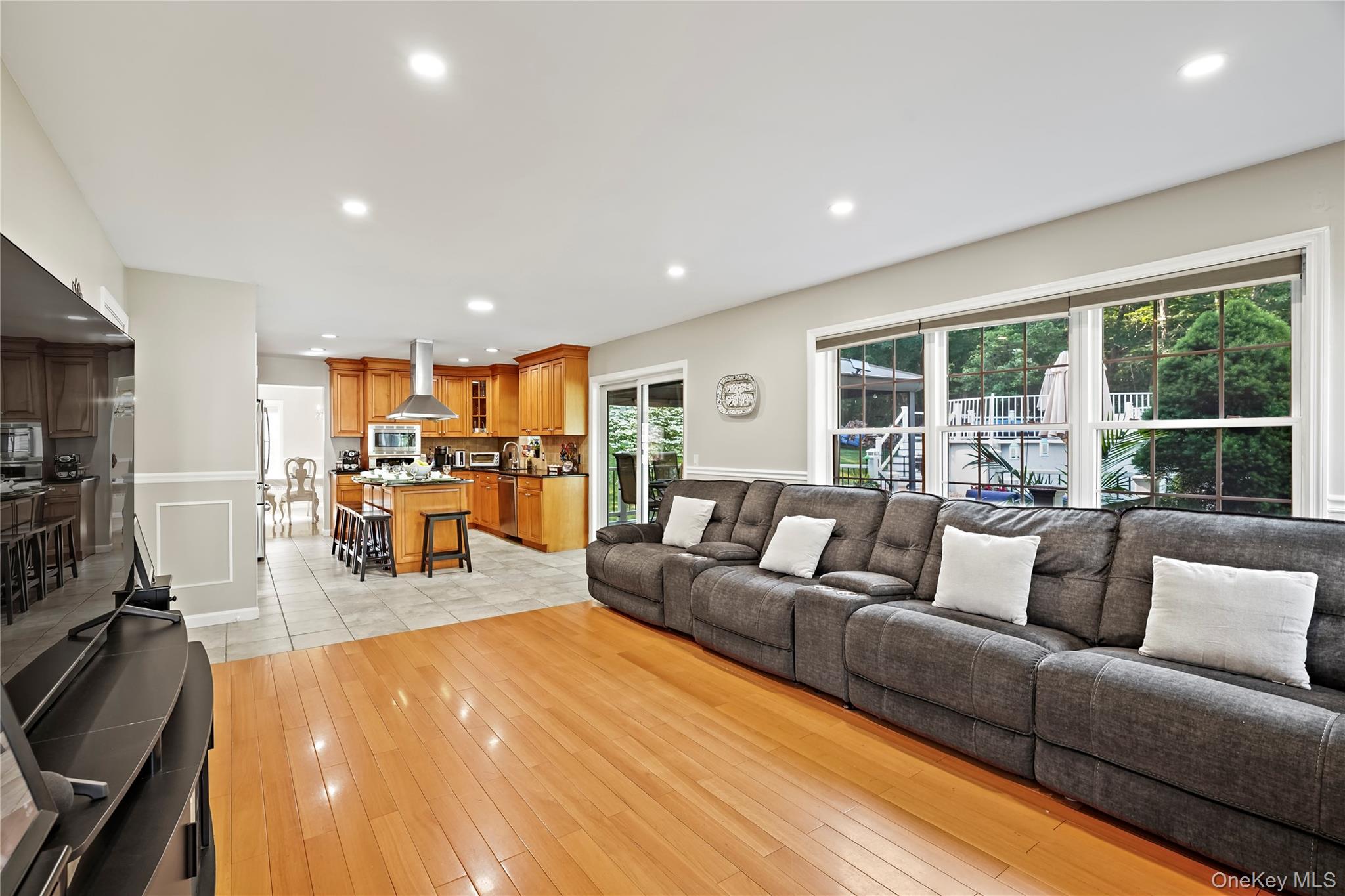 3856 Marcy Street, Mohegan Lake, NY 10547