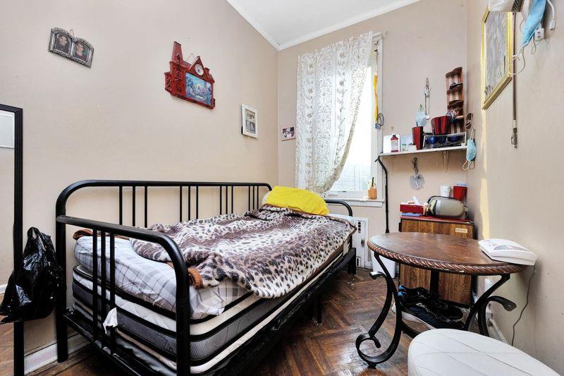 6018 Bleecker Street, Ridgewood, NY 11385