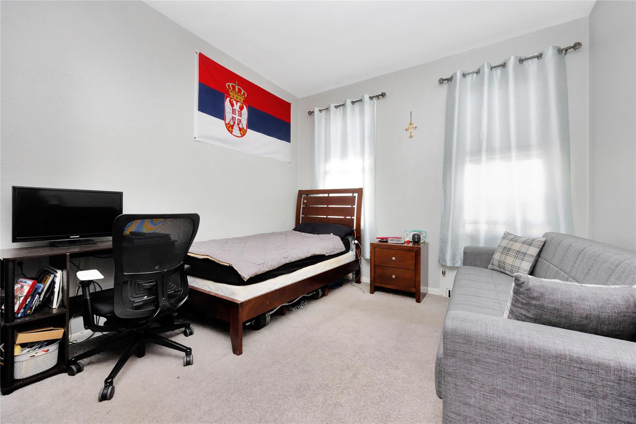 6018 Bleecker Street, Ridgewood, NY 11385