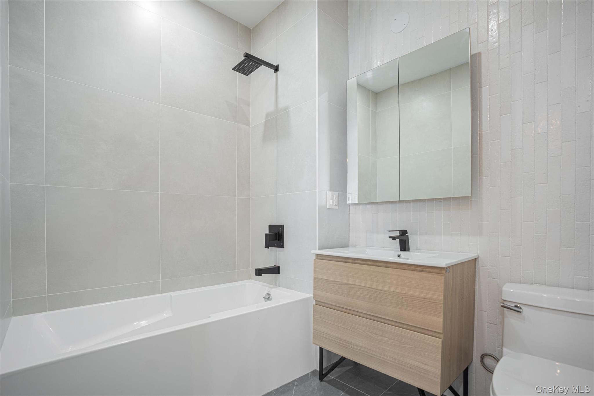 859 MYRTLE AVENUE # APT 8G, Brooklyn, NY 11206