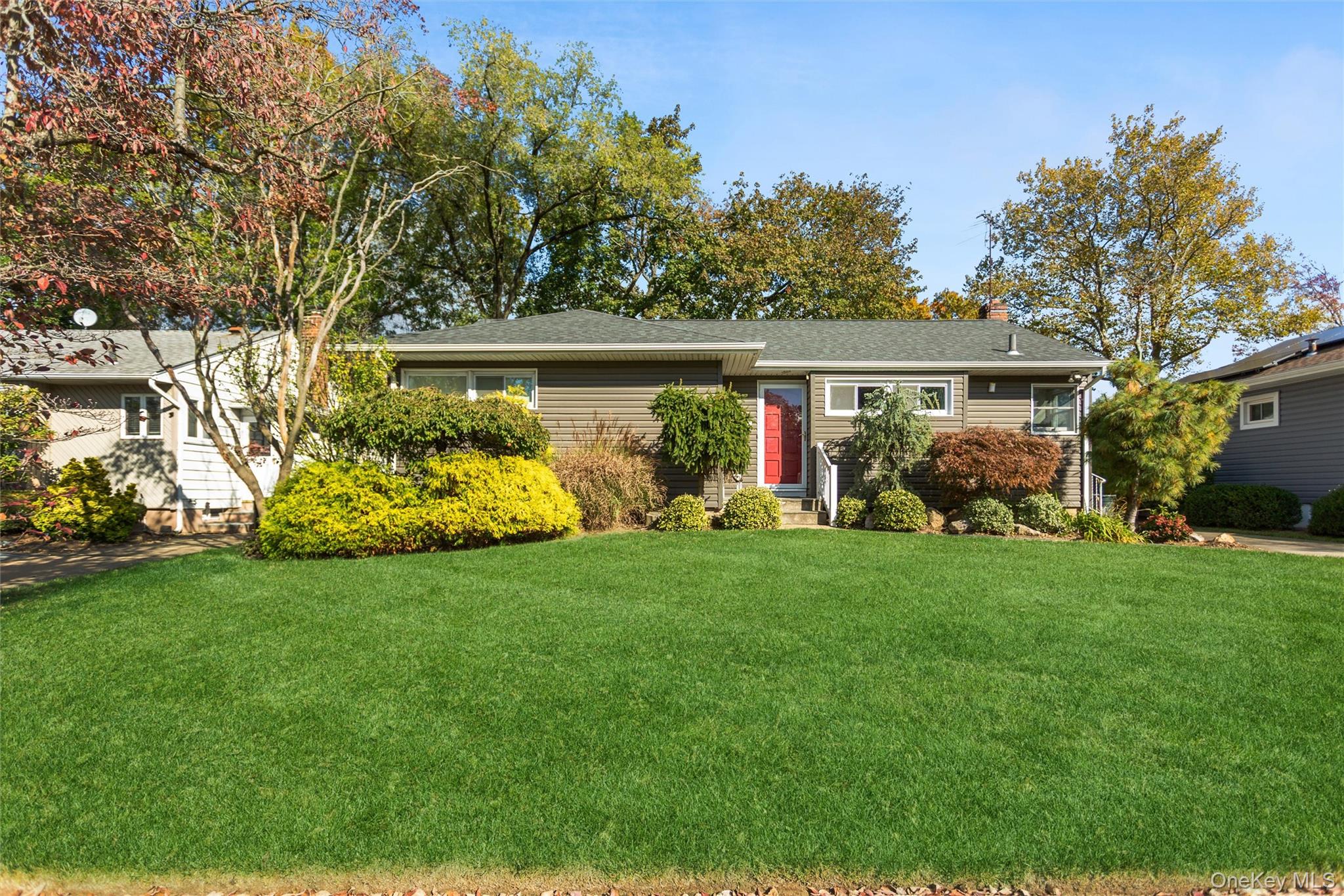 437 Cedar Lane, East Meadow, NY 11554