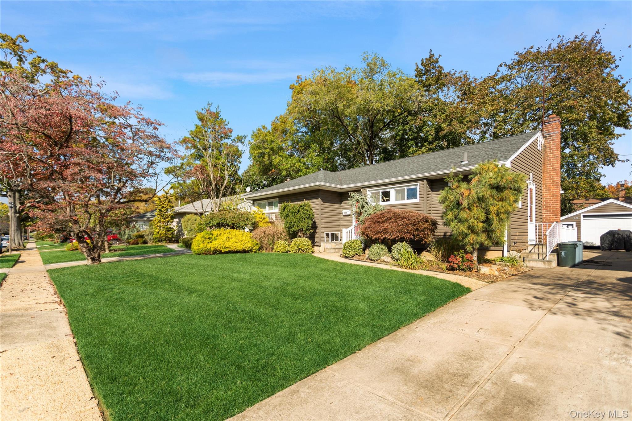 437 Cedar Lane, East Meadow, NY 11554