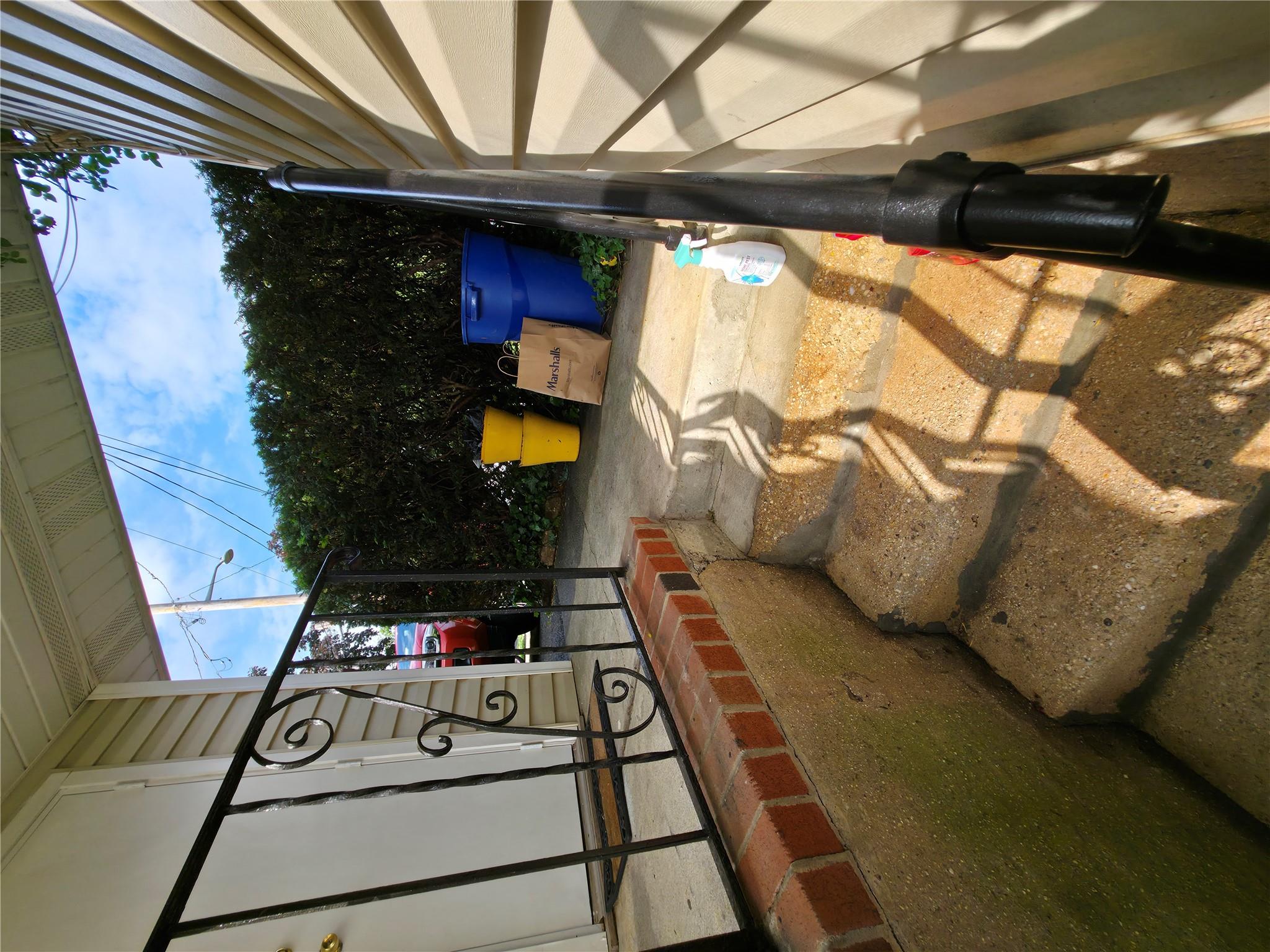 36 Monroe Place, Hempstead, NY 11550