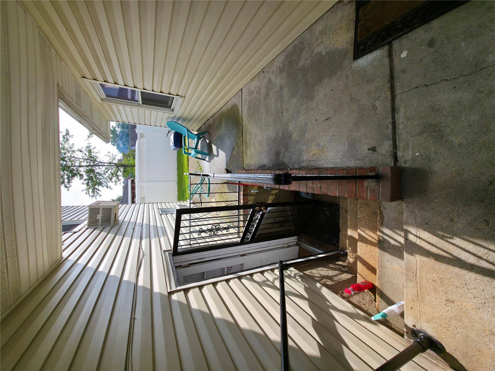 36 Monroe Place, Hempstead, NY 11550