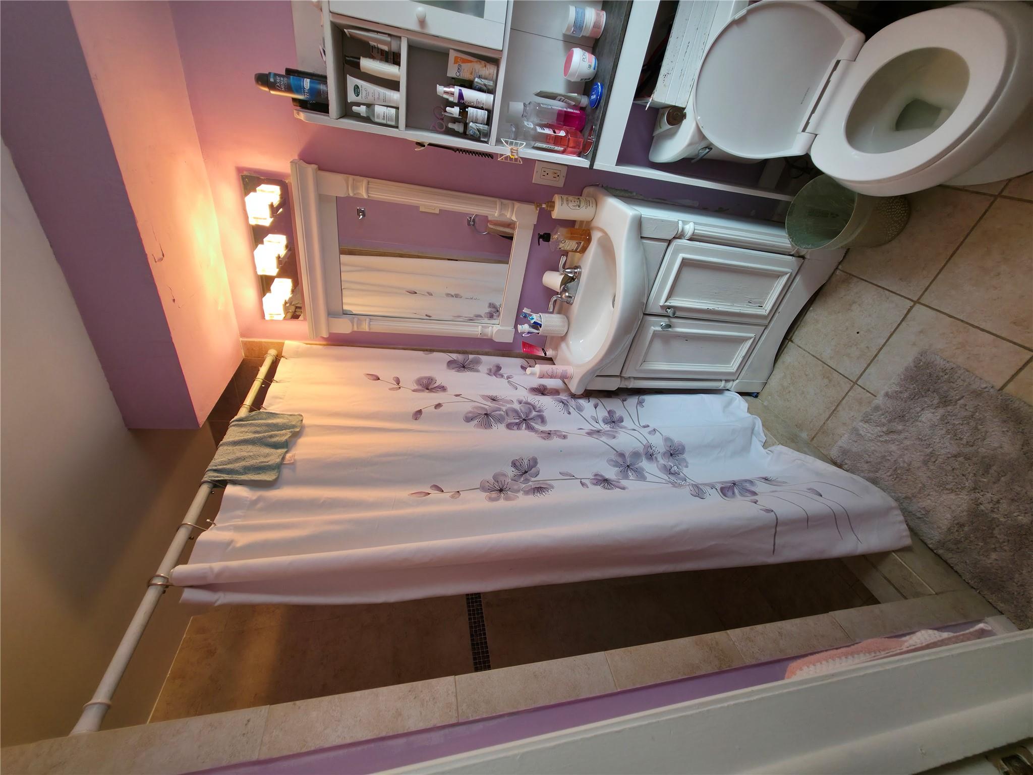 36 Monroe Place, Hempstead, NY 11550