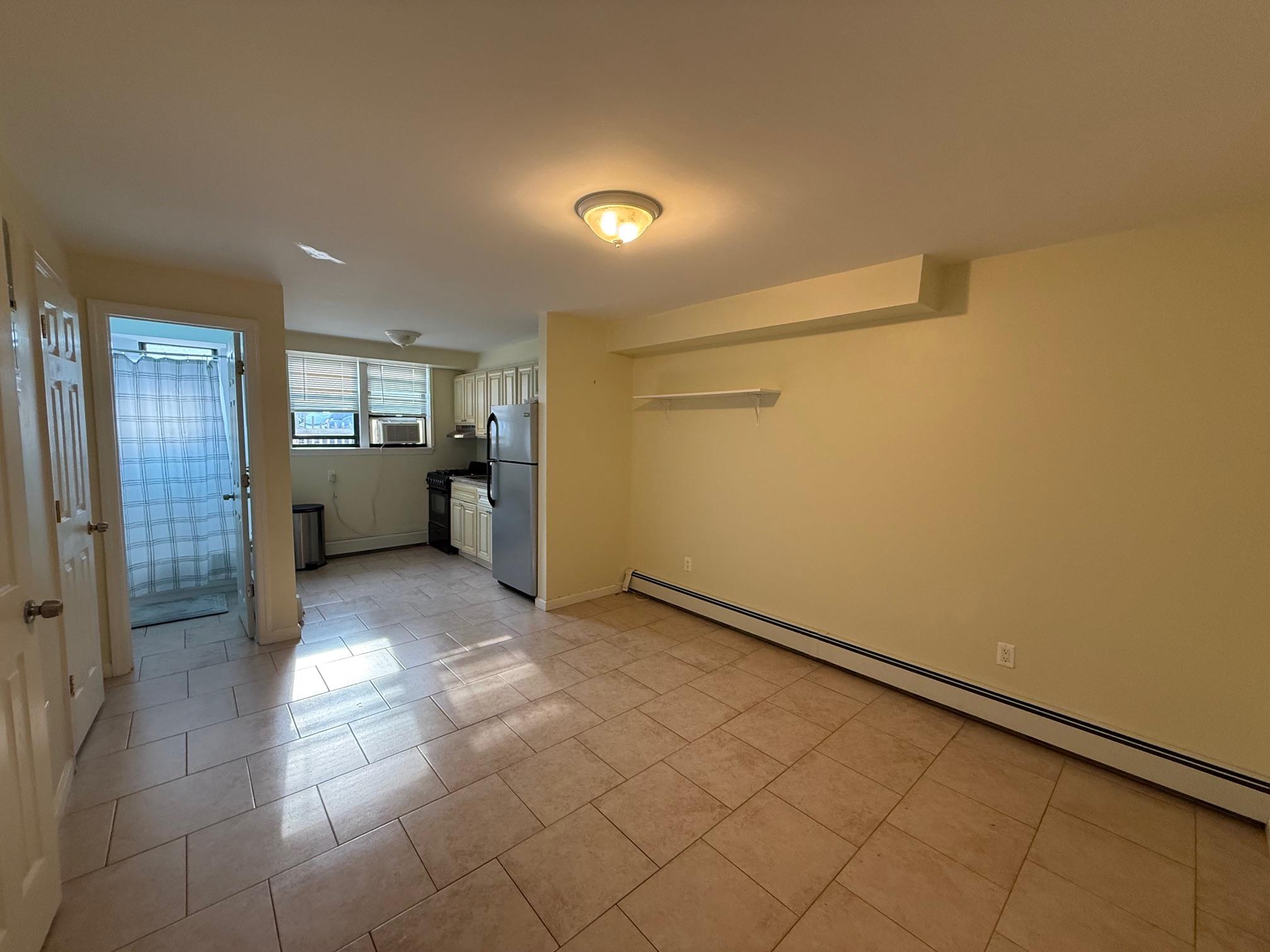 65 W Broadway # 4G, Long Beach, NY 11561