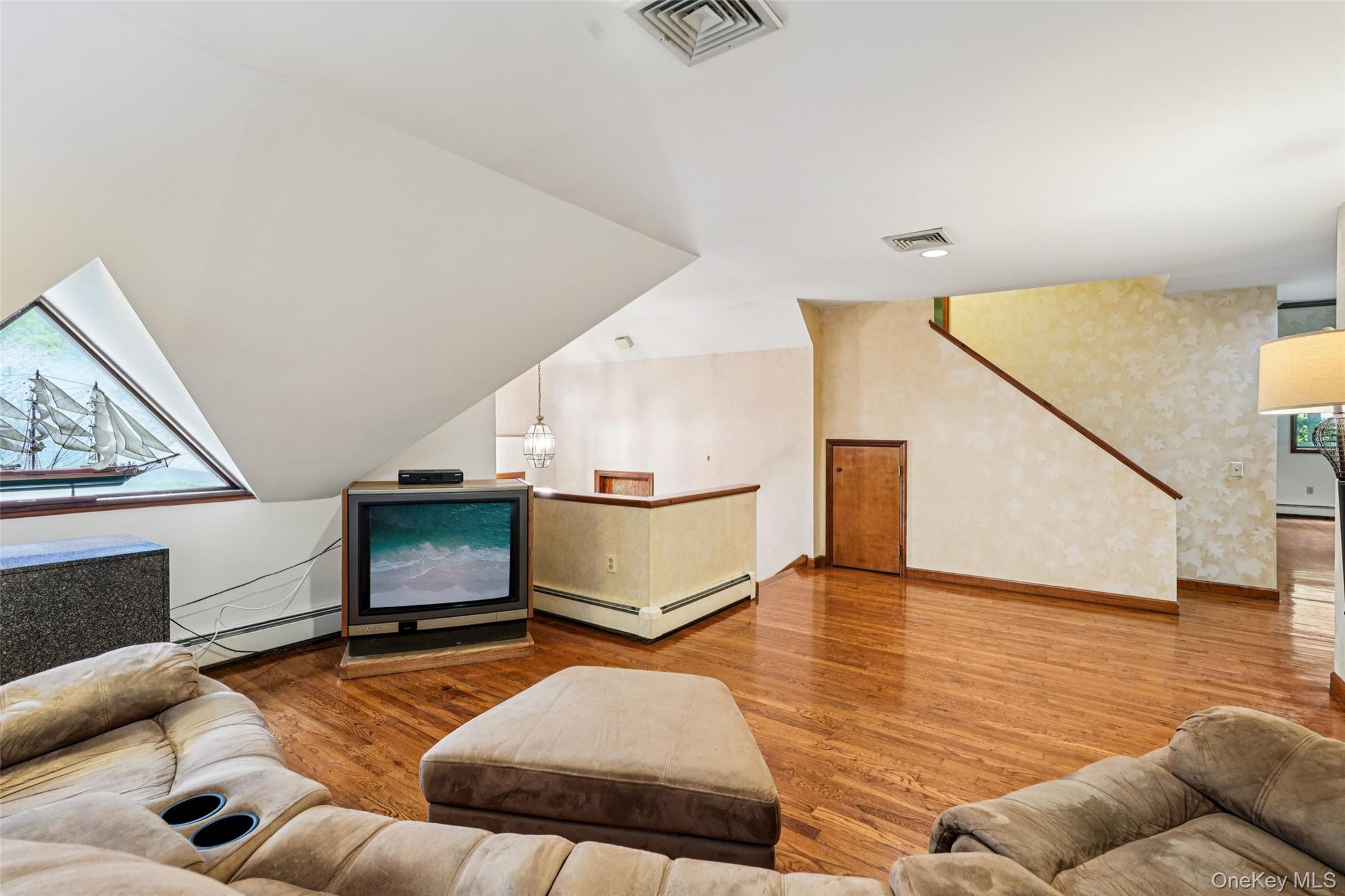 1 Lookout Road, Tuxedo Park, NY 10987