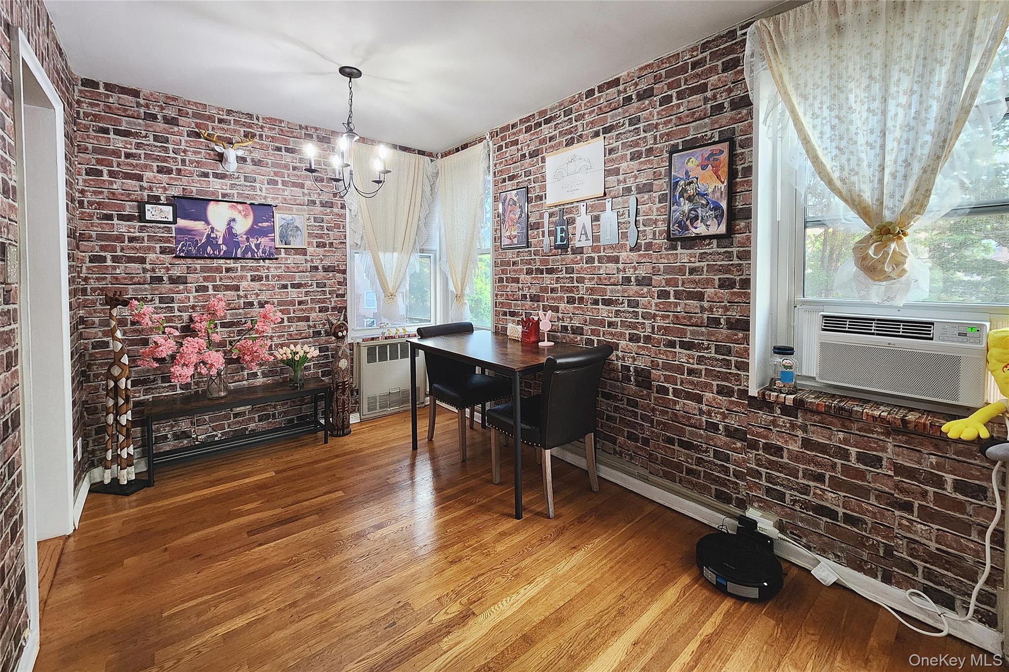 209-20 18th Ave # 5E, Bayside, NY 11360