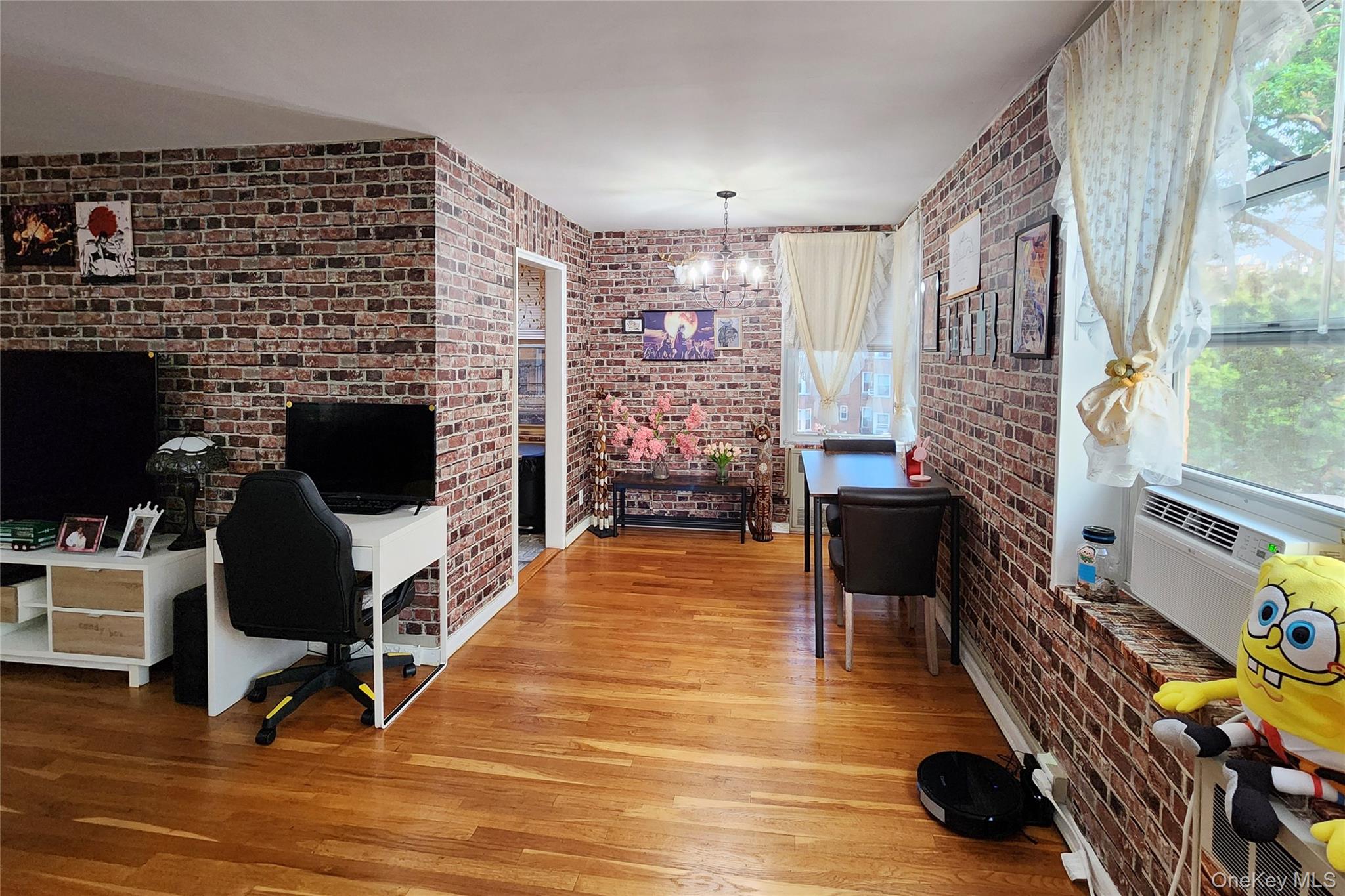 209-20 18th Ave # 5E, Bayside, NY 11360