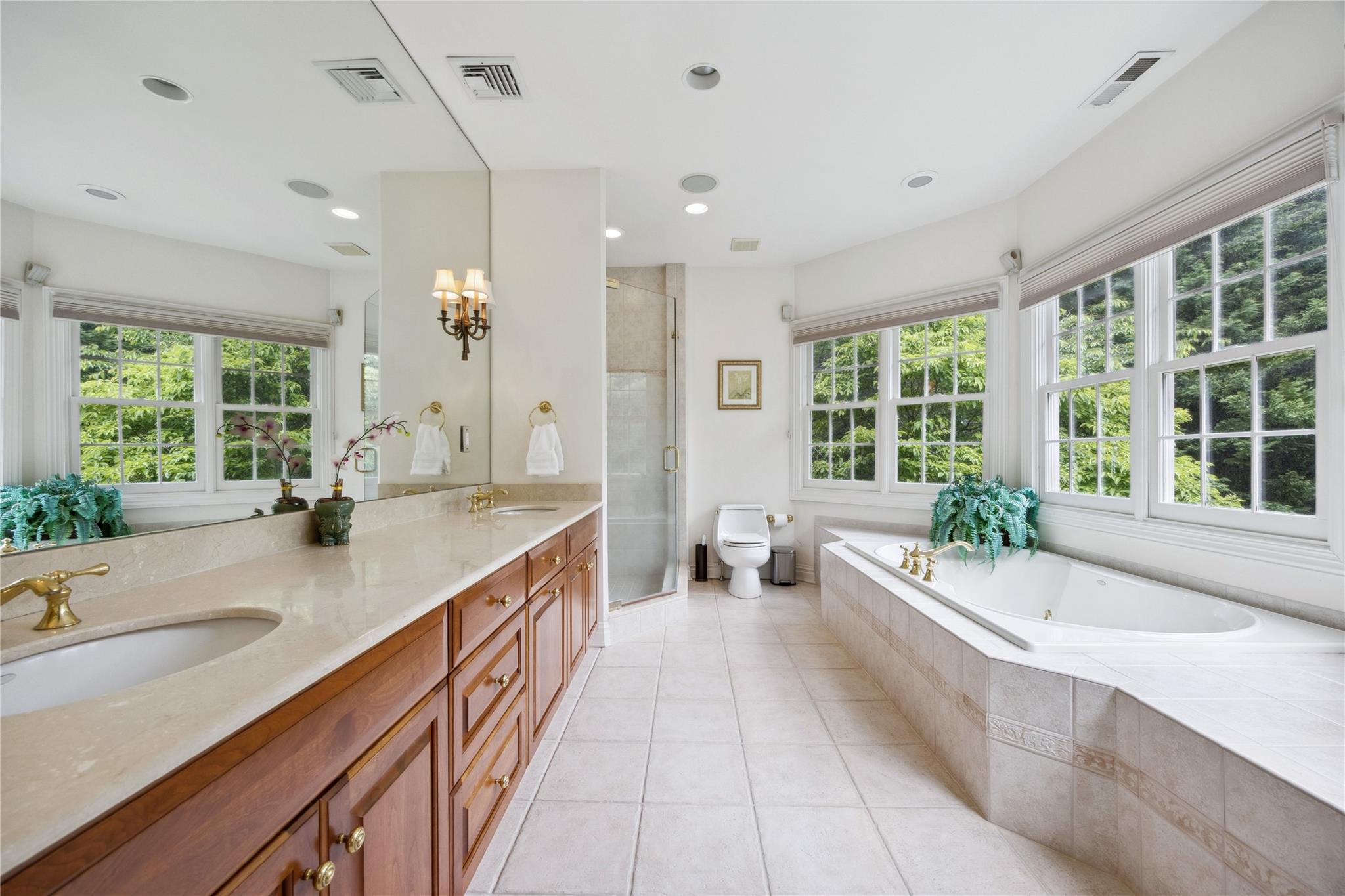 45 Stone Hill Drive S, Manhasset, NY 11030