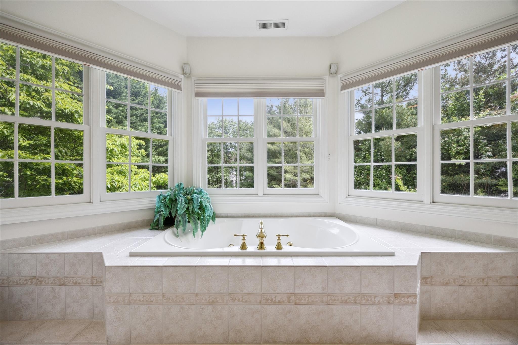 45 Stone Hill Drive S, Manhasset, NY 11030