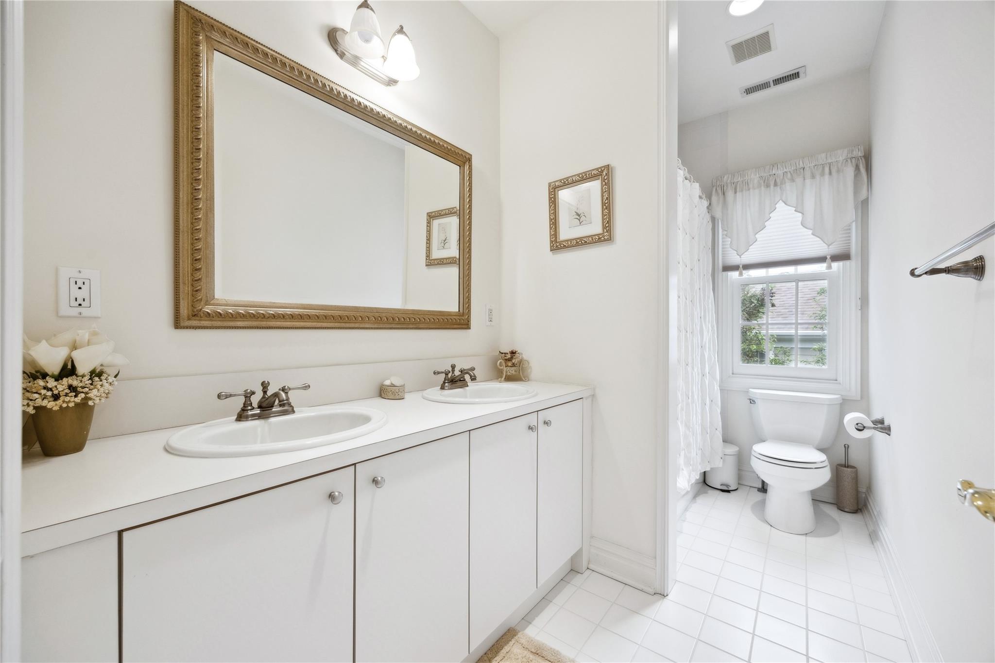 45 Stone Hill Drive S, Manhasset, NY 11030