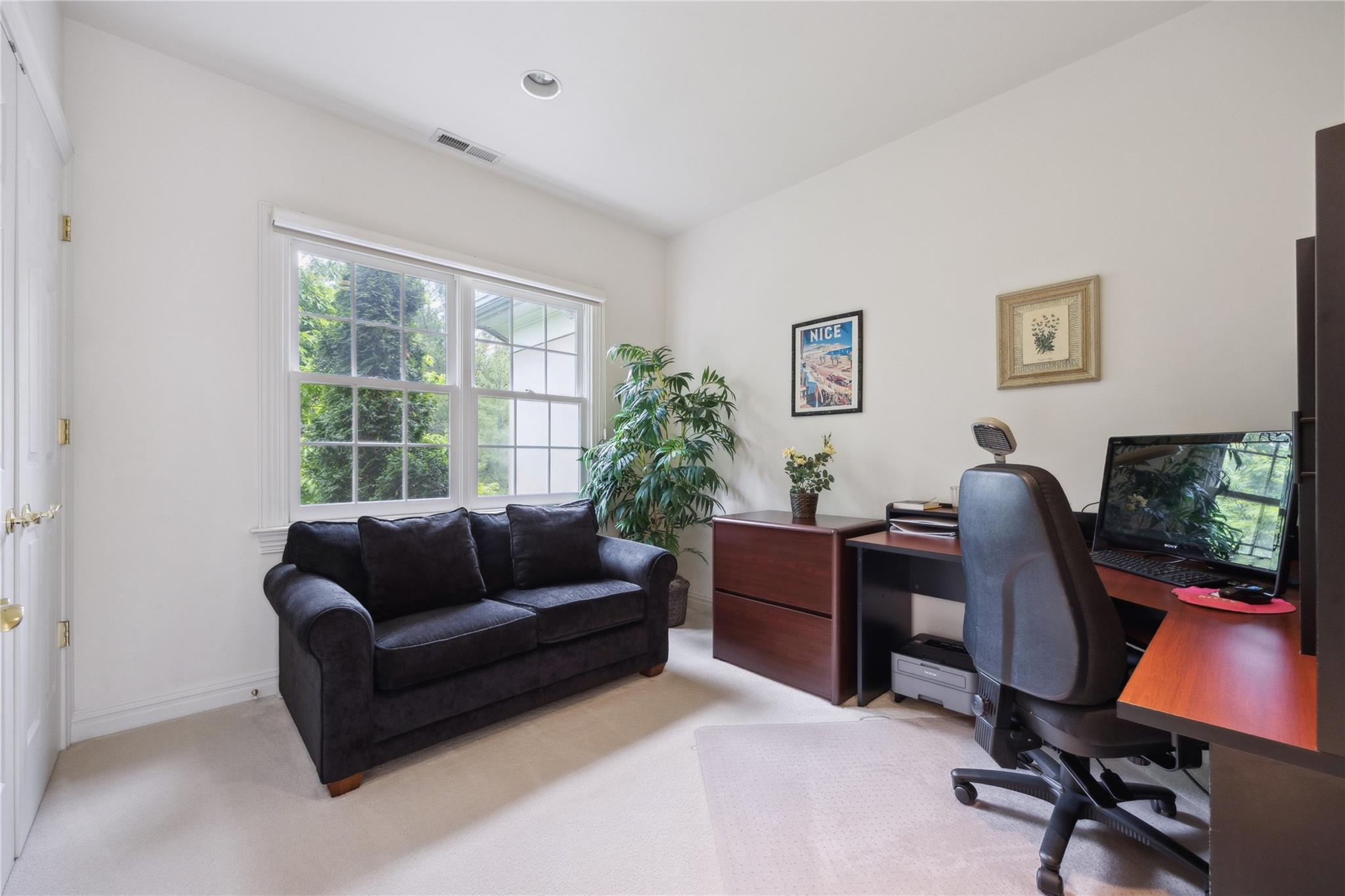 45 Stone Hill Drive S, Manhasset, NY 11030