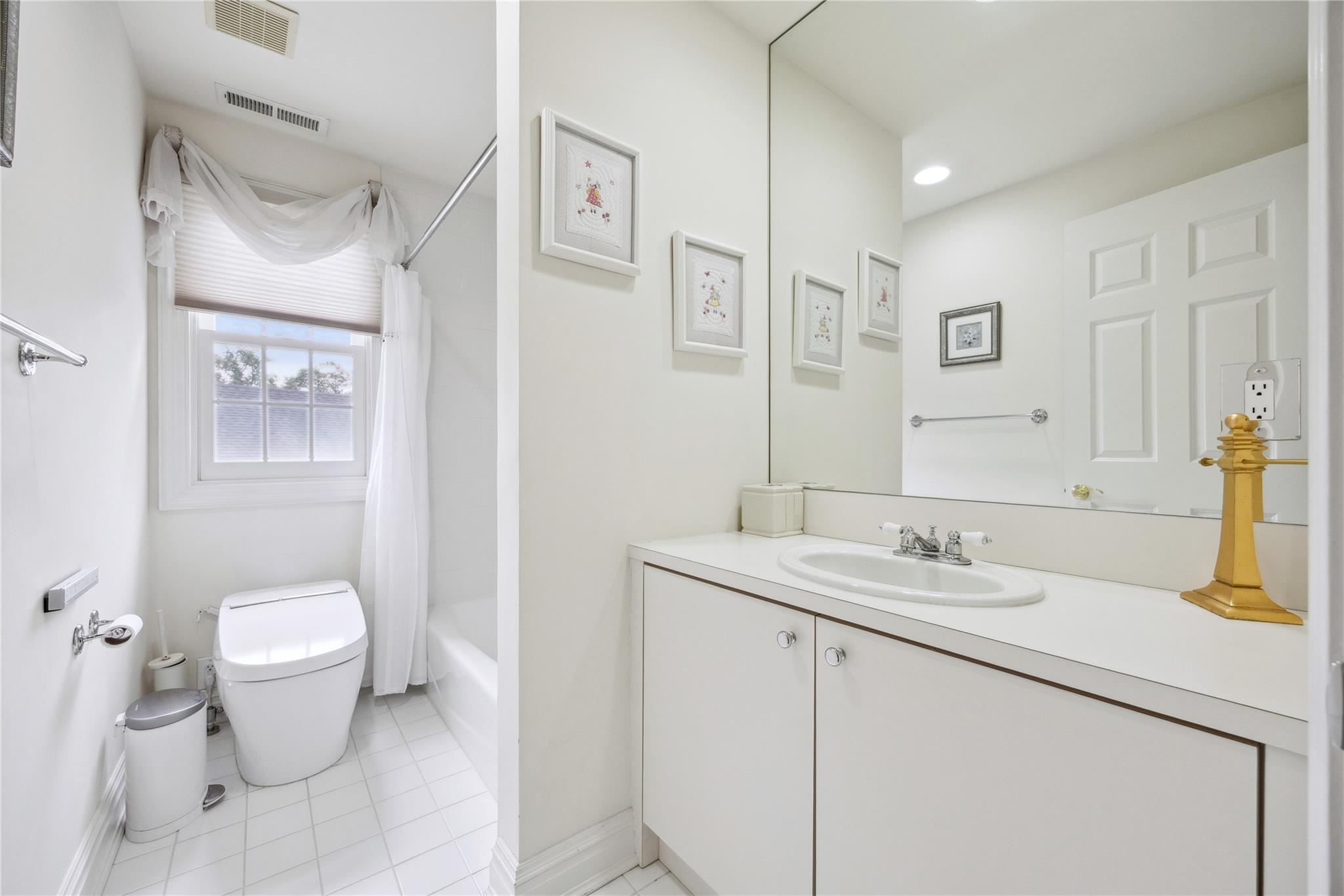 45 Stone Hill Drive S, Manhasset, NY 11030