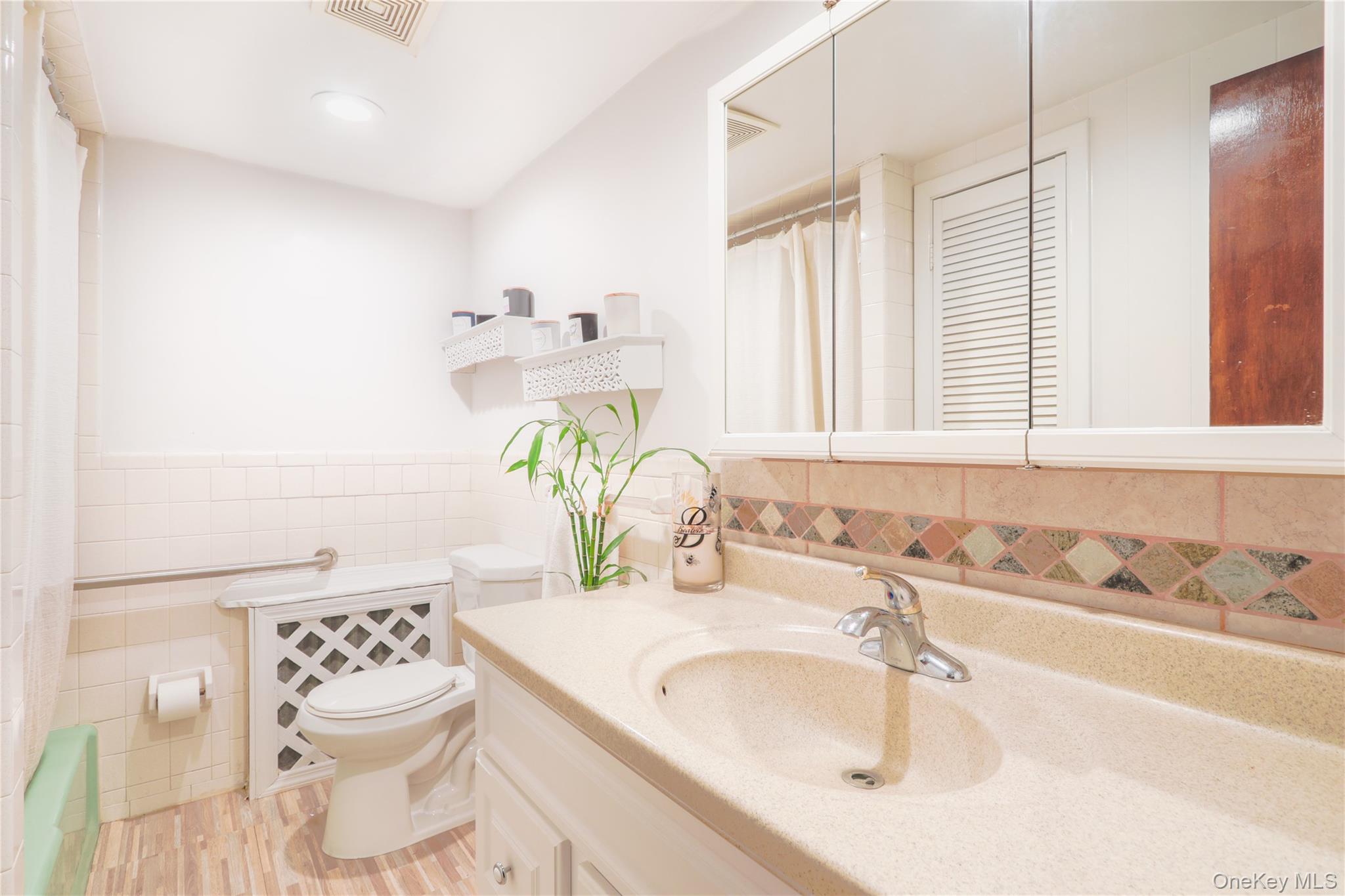 7 Hazel Street, Rocky Point, NY 11778