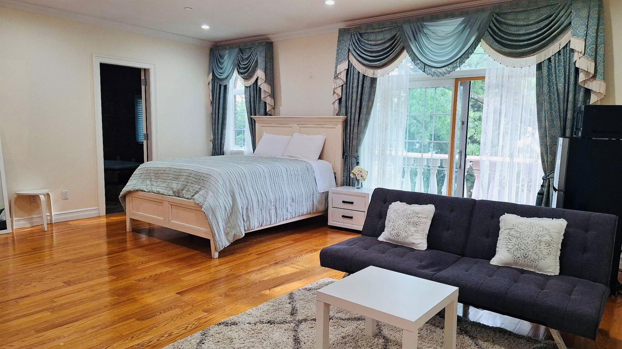 32-37 214 Streets, Bayside, NY 11361