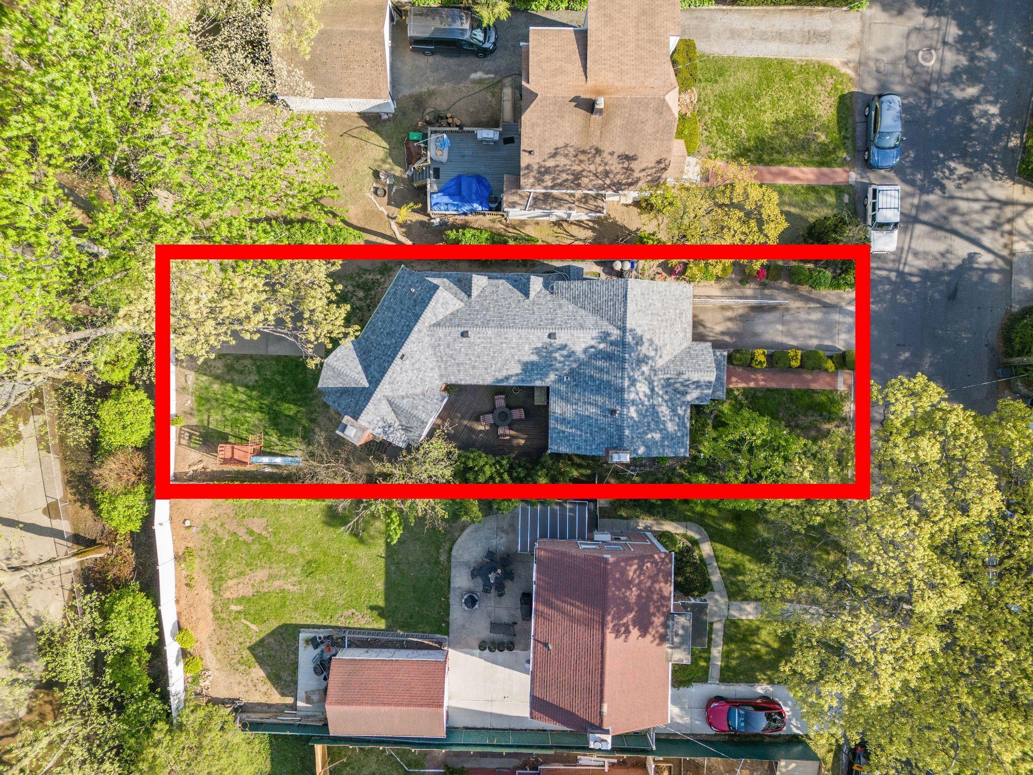 8649 Dunton Street, Holliswood, NY 11423