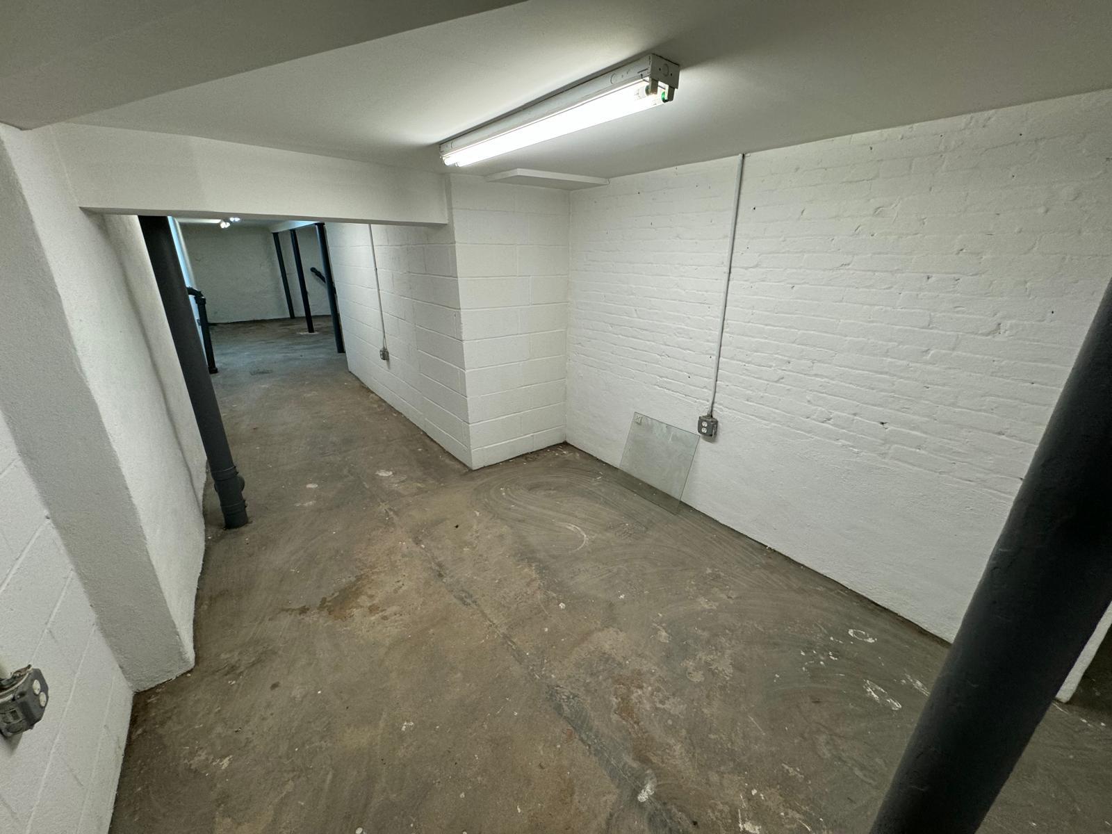 6904 15th Avenue, Brooklyn, NY 11228