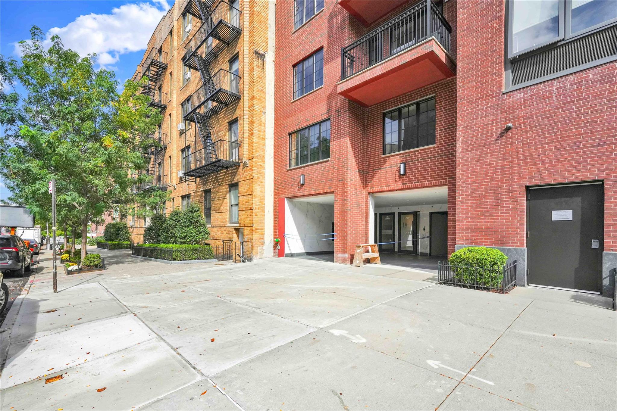 25-25 31st Avenue # 5, Astoria, NY 11106