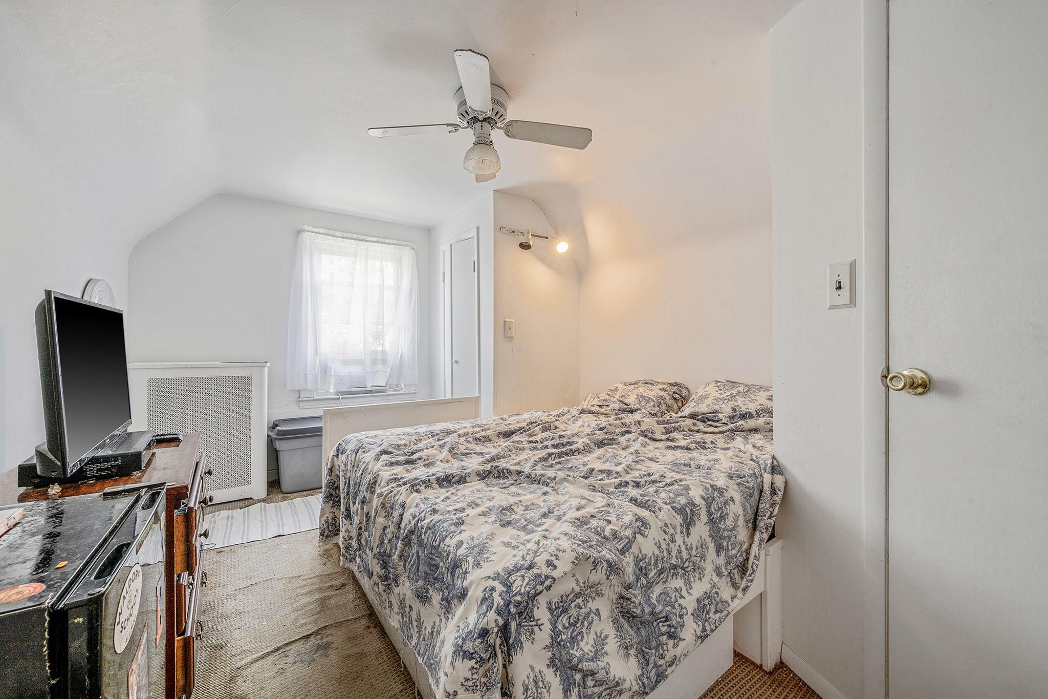 159 Brixton Road, Garden City, NY 11530